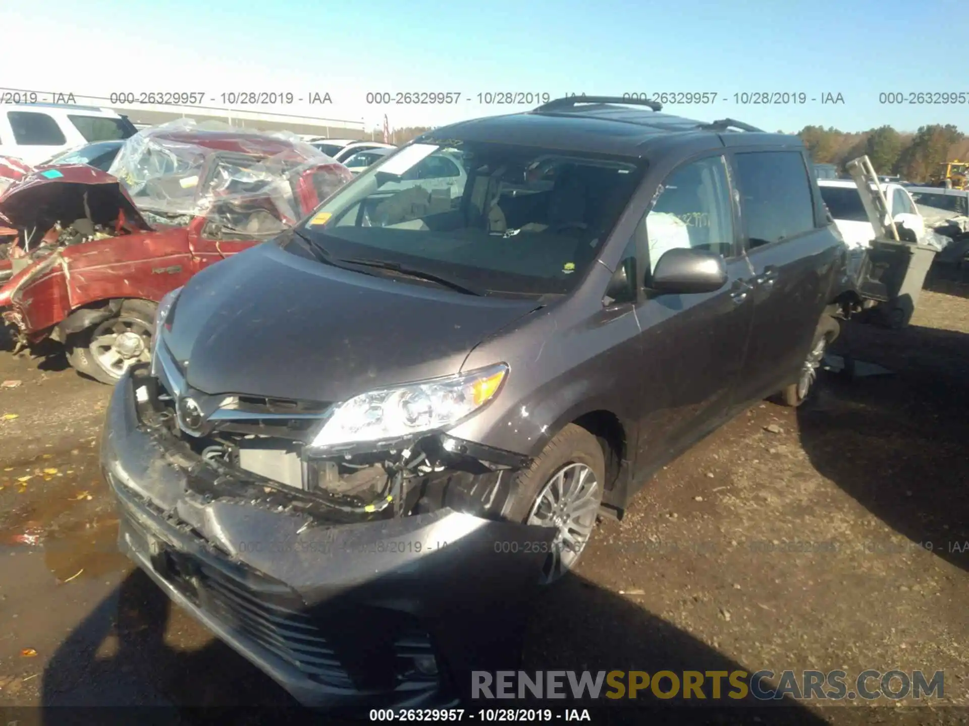 2 Photograph of a damaged car 5TDYZ3DC5LS023421 TOYOTA SIENNA 2020