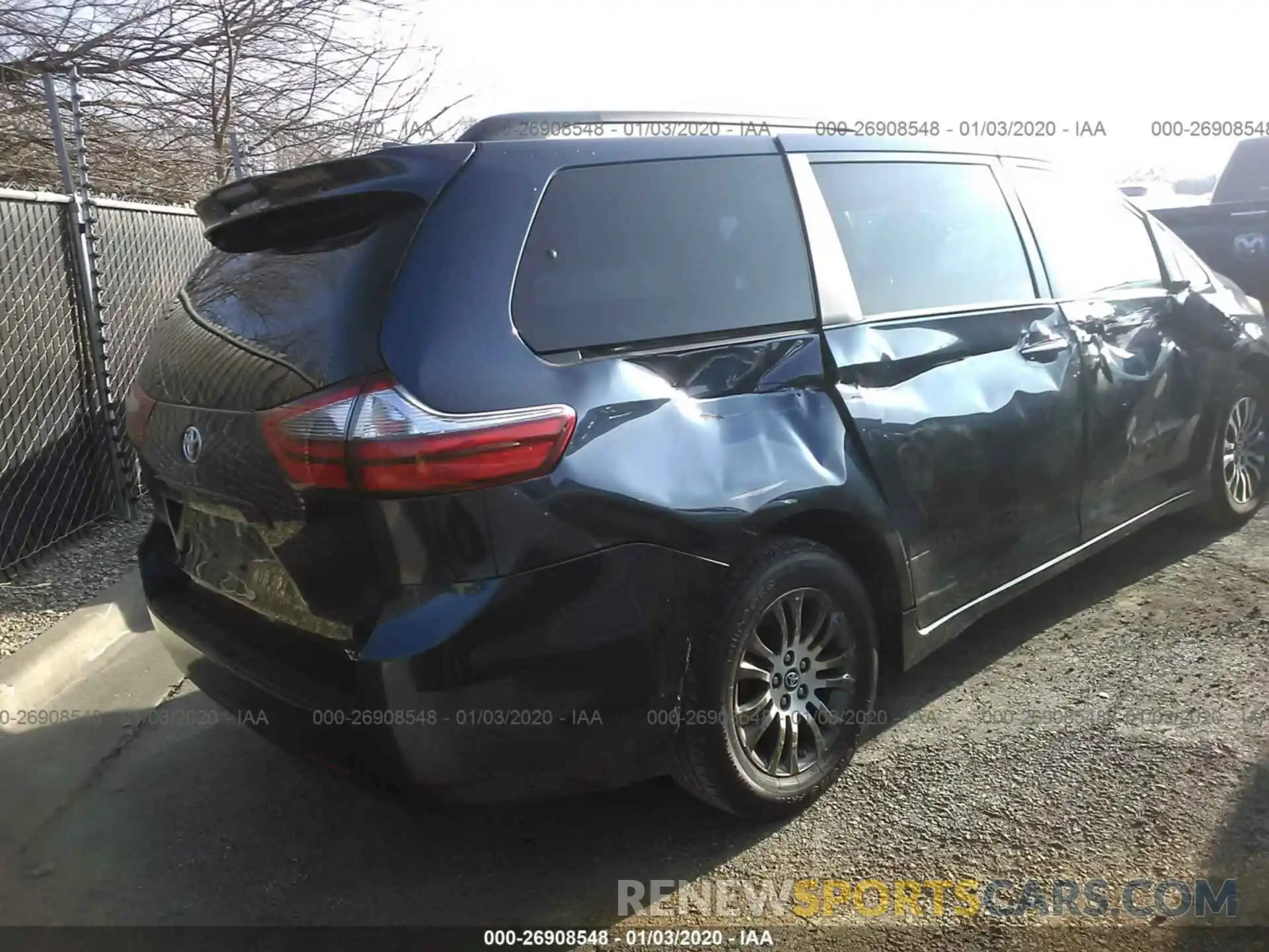 4 Фотография поврежденного автомобиля 5TDYZ3DC5LS035620 TOYOTA SIENNA 2020