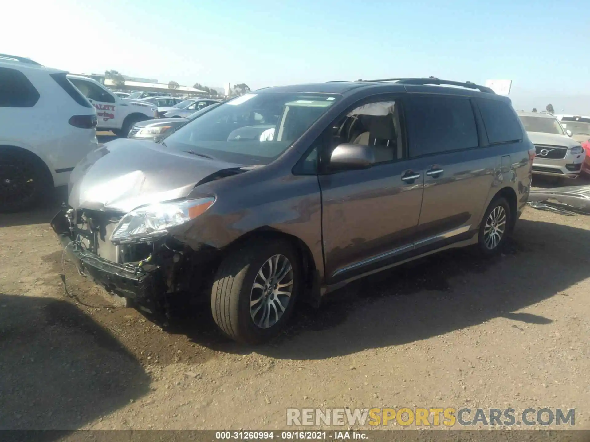 2 Фотография поврежденного автомобиля 5TDYZ3DC5LS039795 TOYOTA SIENNA 2020