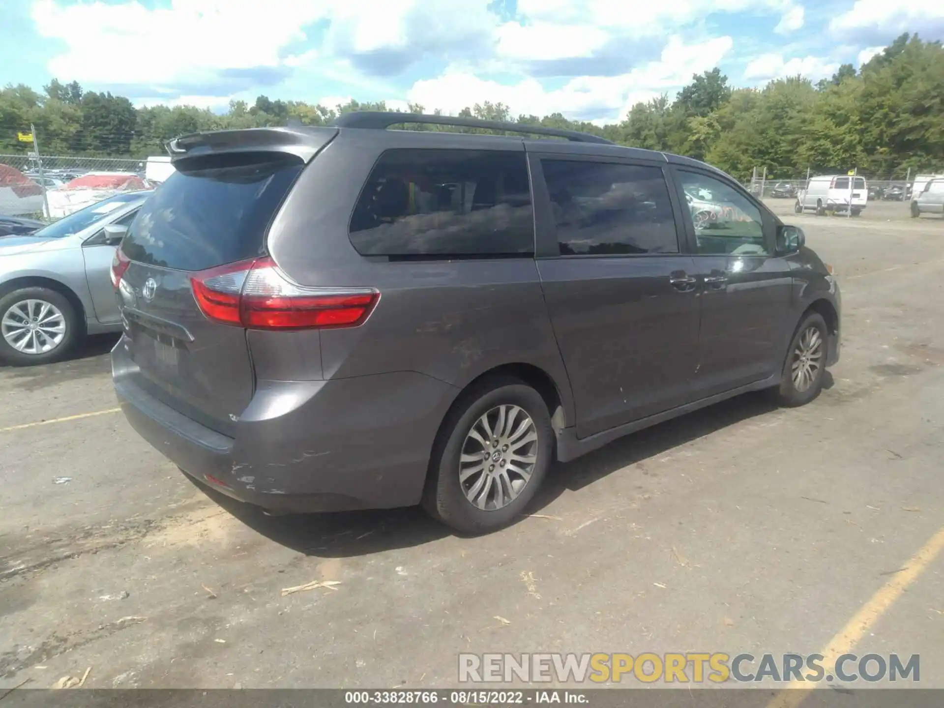 4 Фотография поврежденного автомобиля 5TDYZ3DC5LS044947 TOYOTA SIENNA 2020