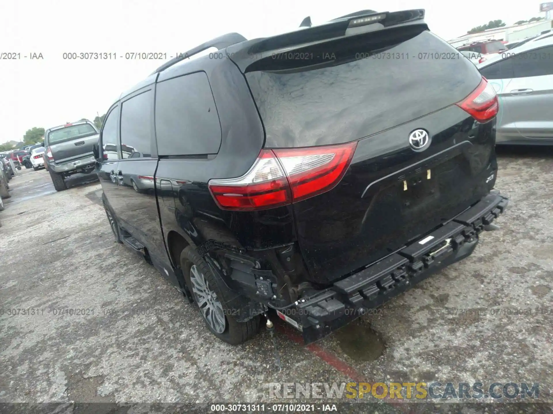 3 Фотография поврежденного автомобиля 5TDYZ3DC5LS049341 TOYOTA SIENNA 2020