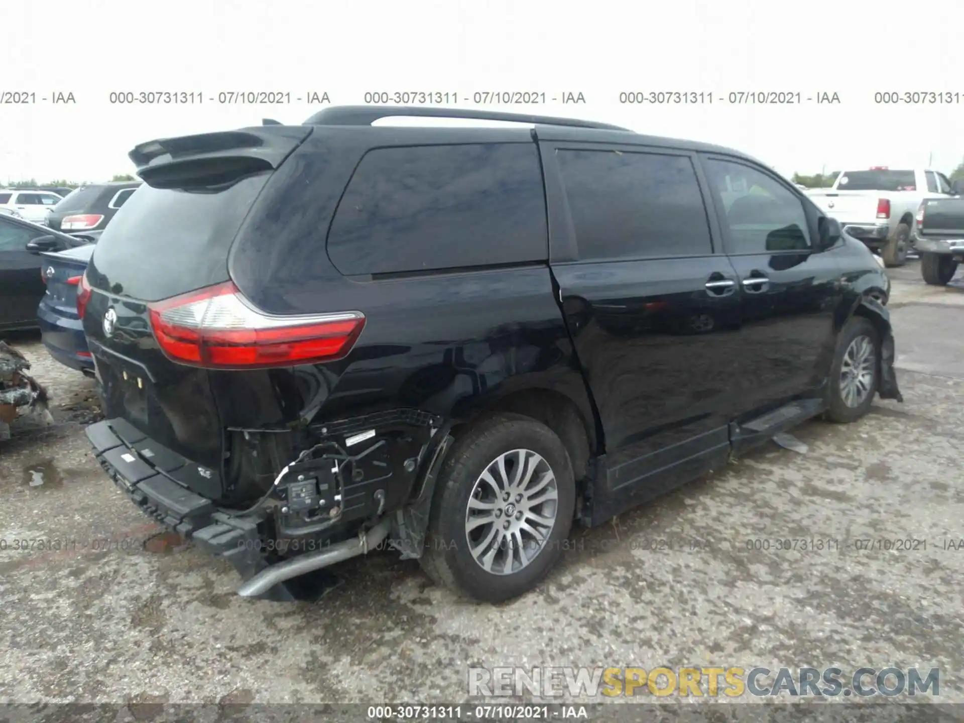 4 Фотография поврежденного автомобиля 5TDYZ3DC5LS049341 TOYOTA SIENNA 2020