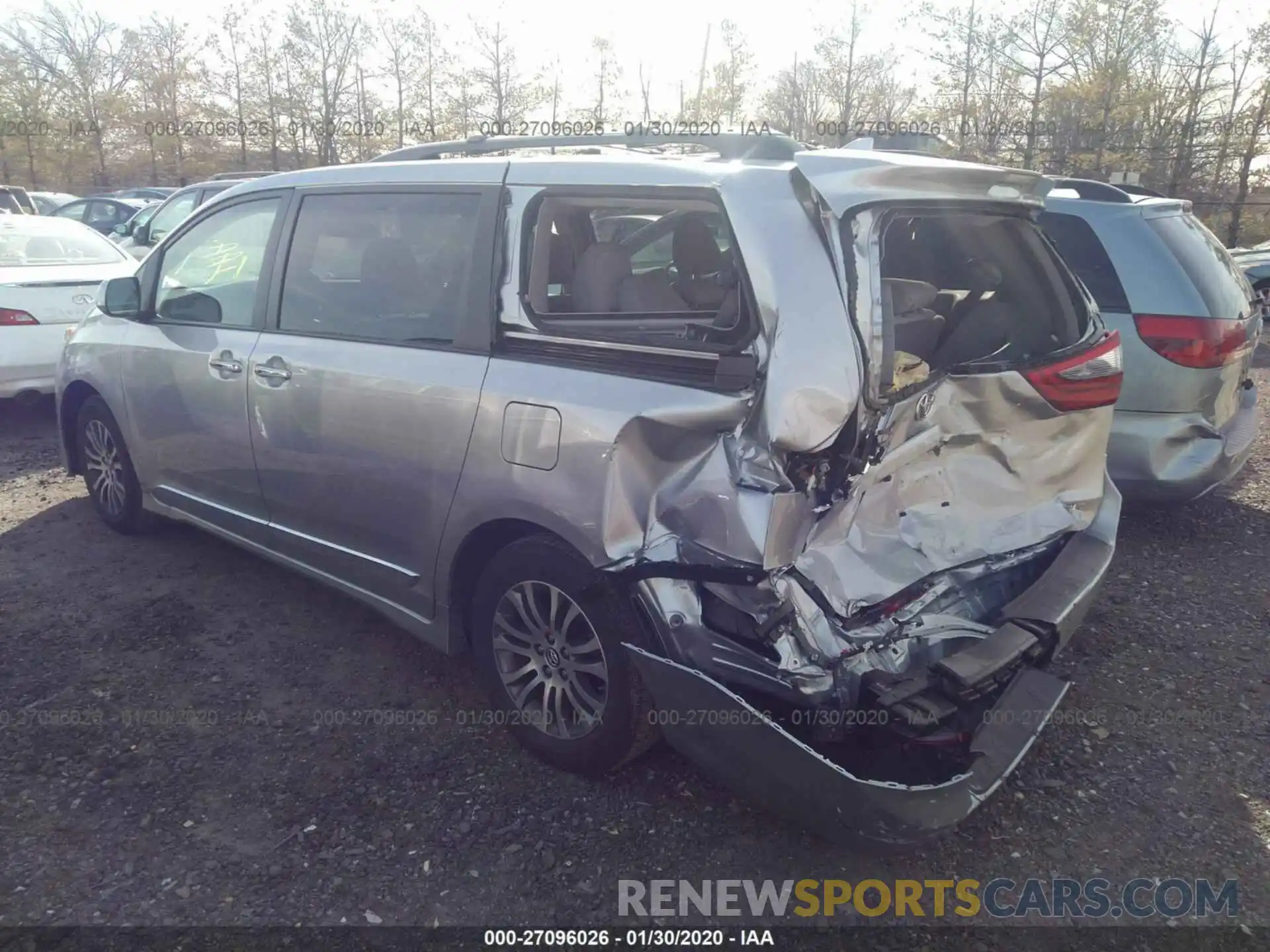 3 Photograph of a damaged car 5TDYZ3DC5LS052451 TOYOTA SIENNA 2020