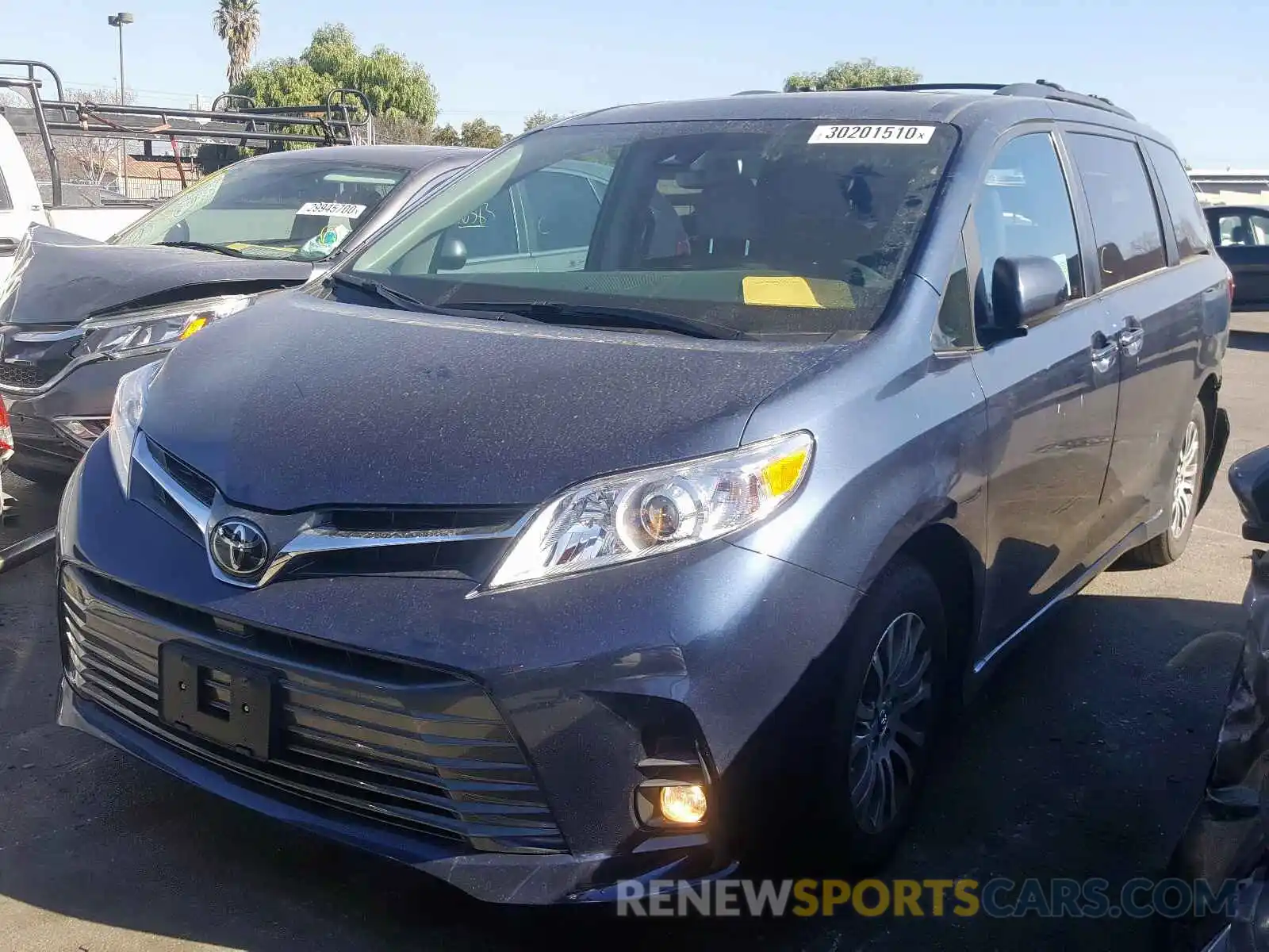 2 Photograph of a damaged car 5TDYZ3DC5LS055141 TOYOTA SIENNA 2020