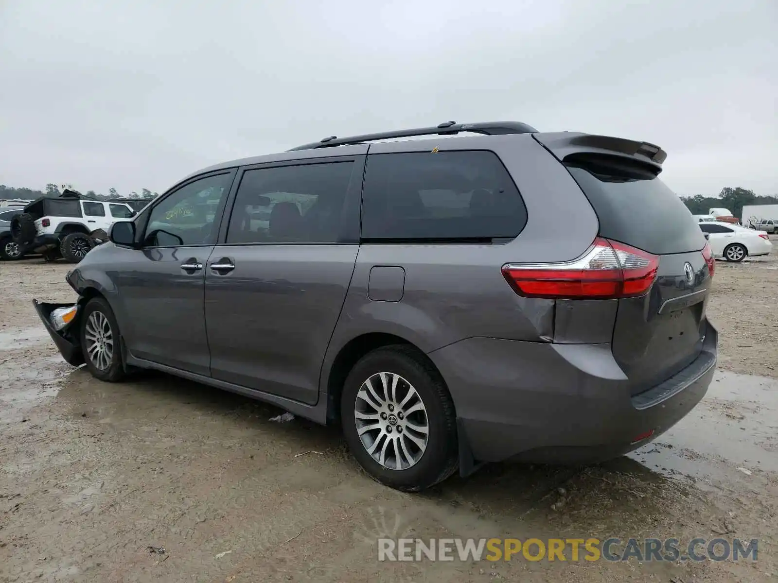 3 Photograph of a damaged car 5TDYZ3DC5LS058301 TOYOTA SIENNA 2020