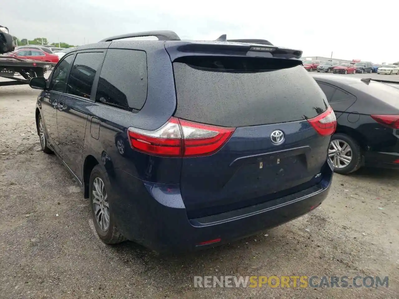 3 Фотография поврежденного автомобиля 5TDYZ3DC5LS060484 TOYOTA SIENNA 2020