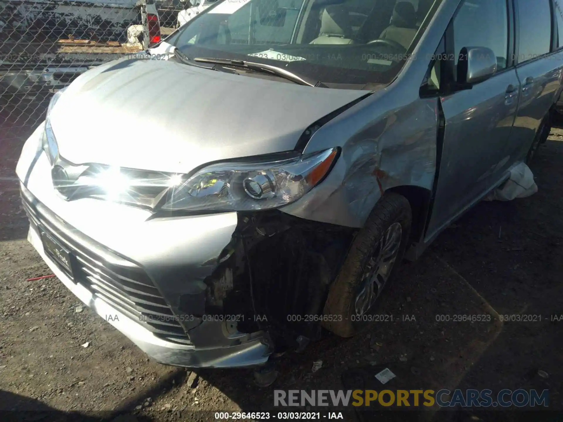 6 Photograph of a damaged car 5TDYZ3DC5LS064762 TOYOTA SIENNA 2020