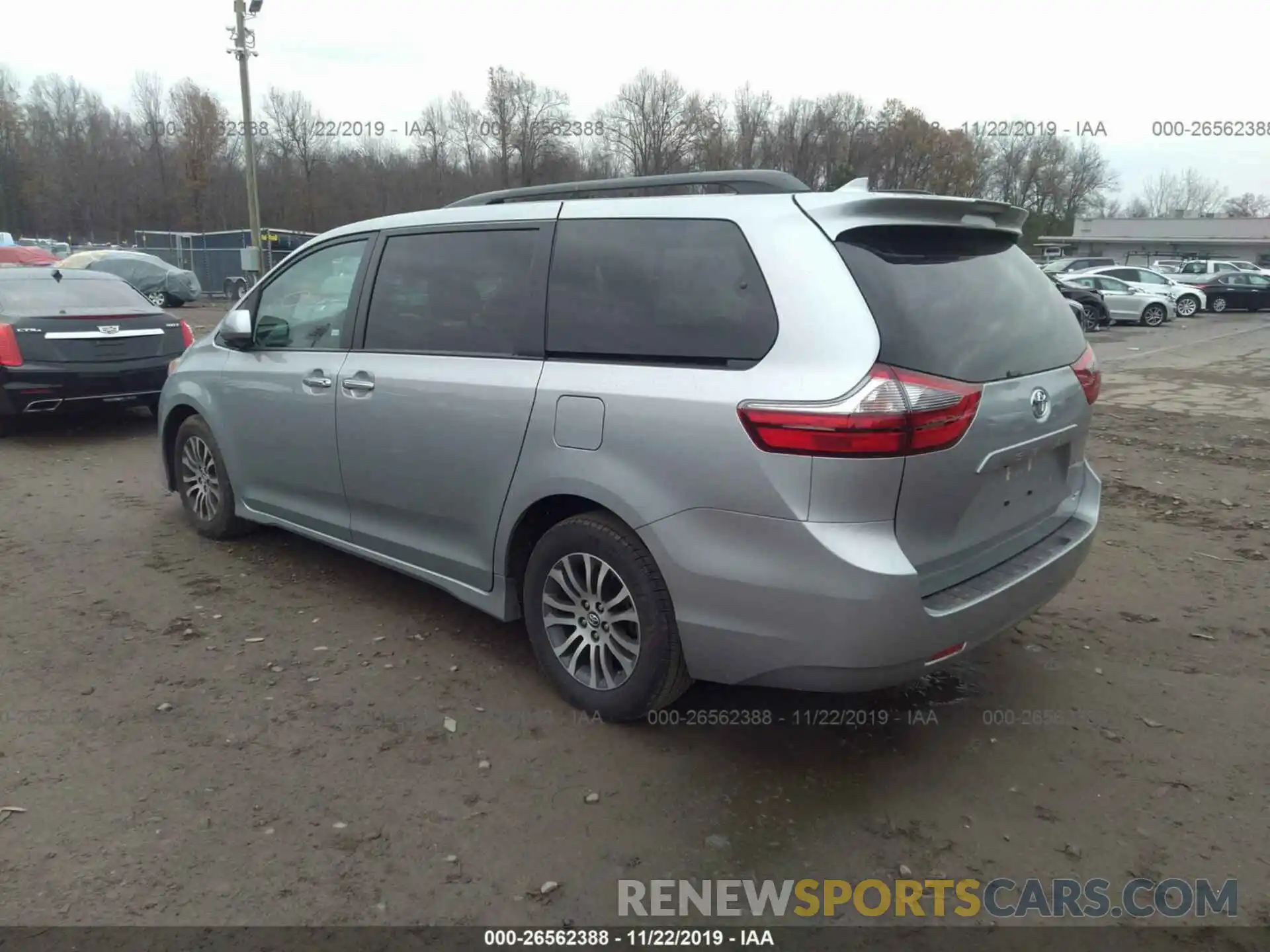 3 Фотография поврежденного автомобиля 5TDYZ3DC6LS033889 TOYOTA SIENNA 2020