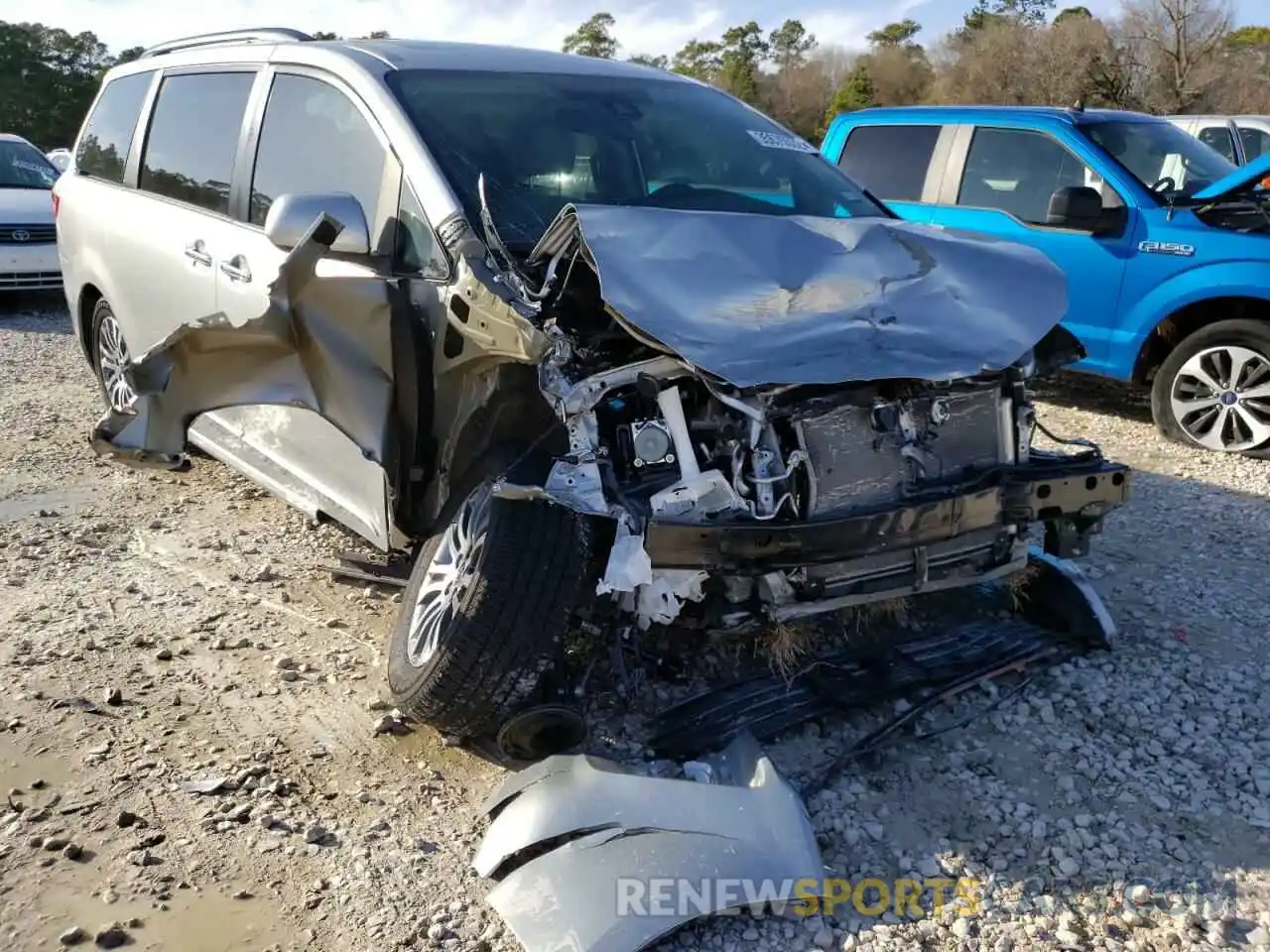 1 Photograph of a damaged car 5TDYZ3DC6LS058582 TOYOTA SIENNA 2020