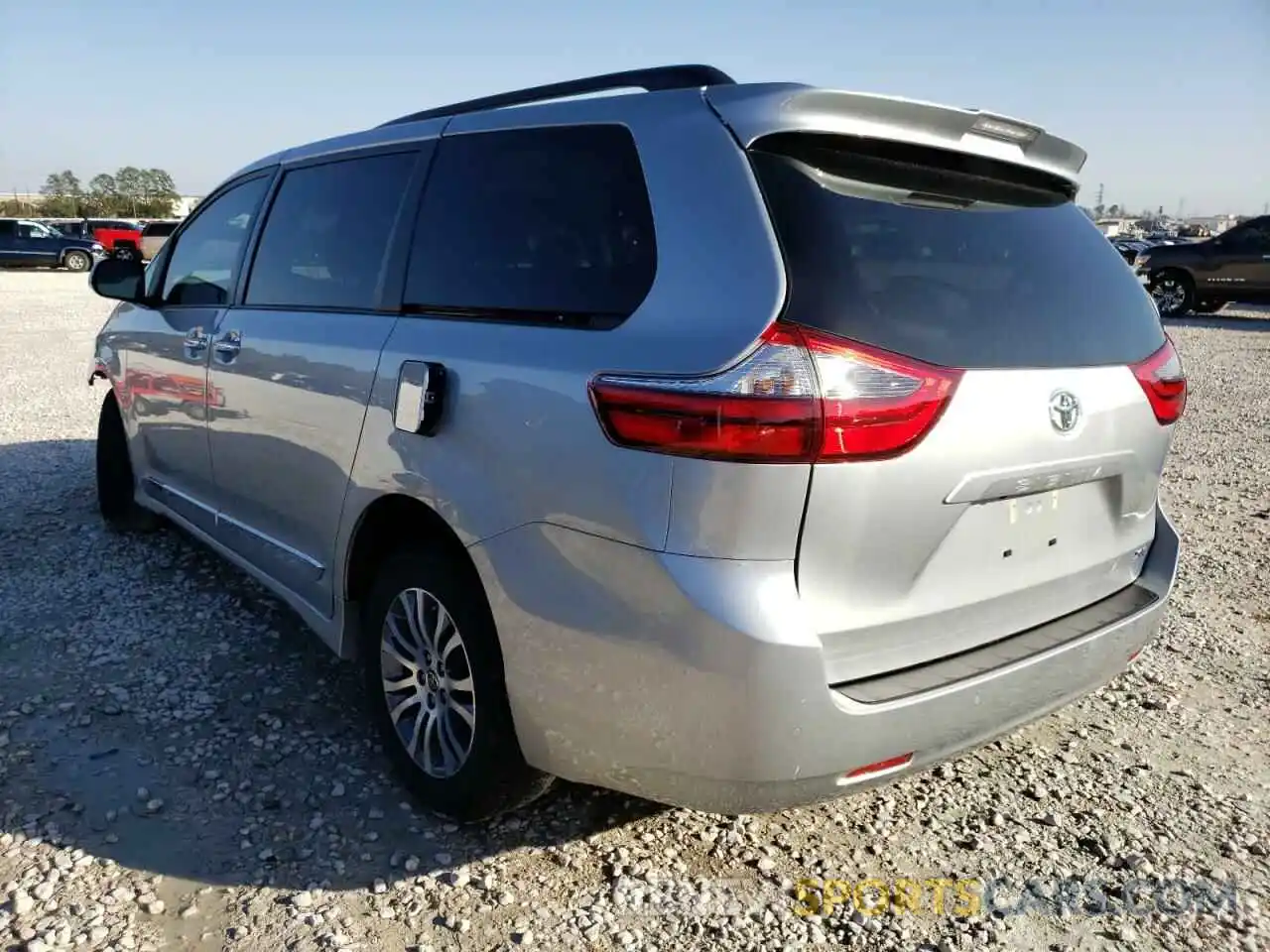 3 Фотография поврежденного автомобиля 5TDYZ3DC6LS058582 TOYOTA SIENNA 2020