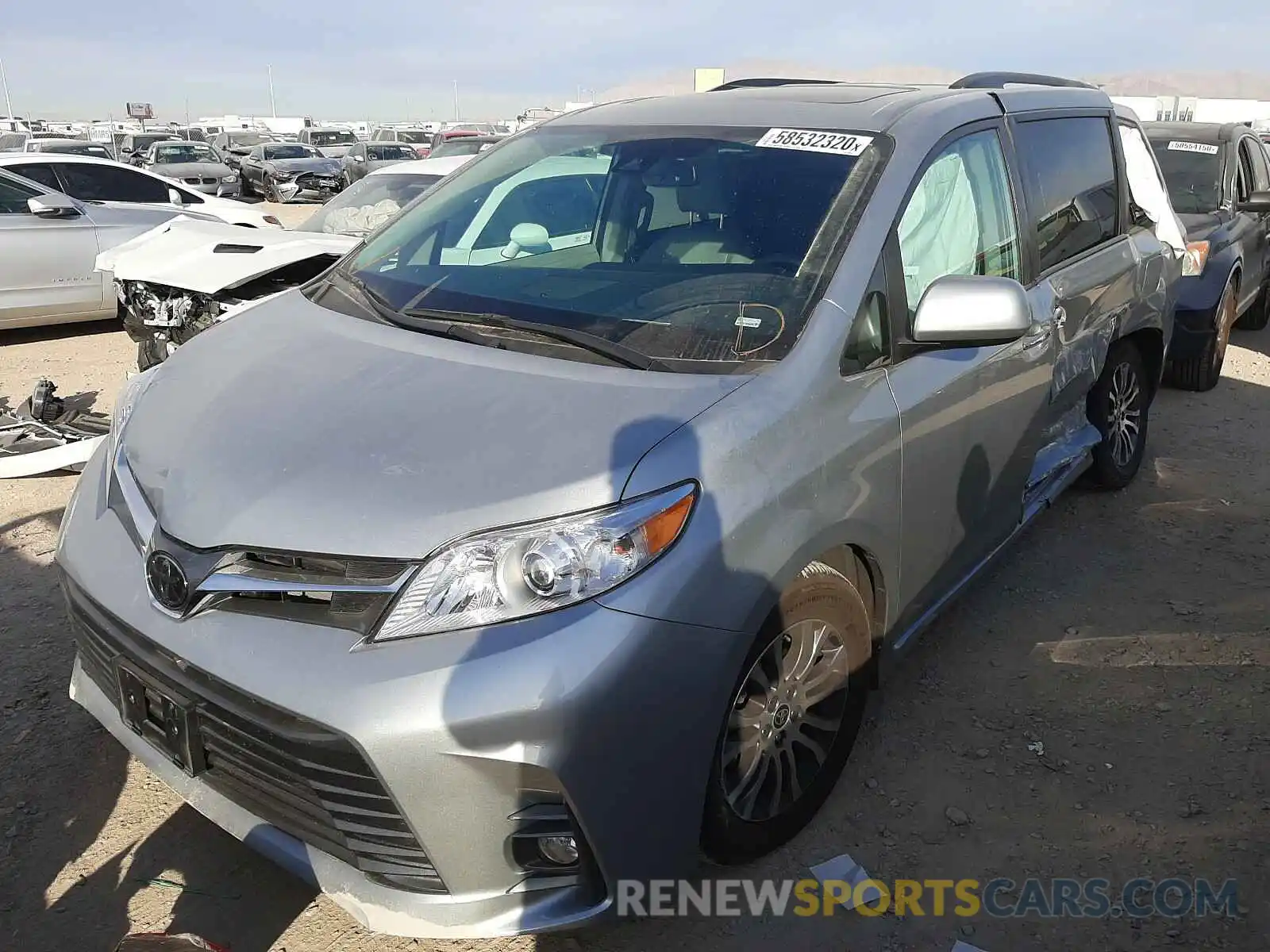 2 Photograph of a damaged car 5TDYZ3DC6LS064866 TOYOTA SIENNA 2020