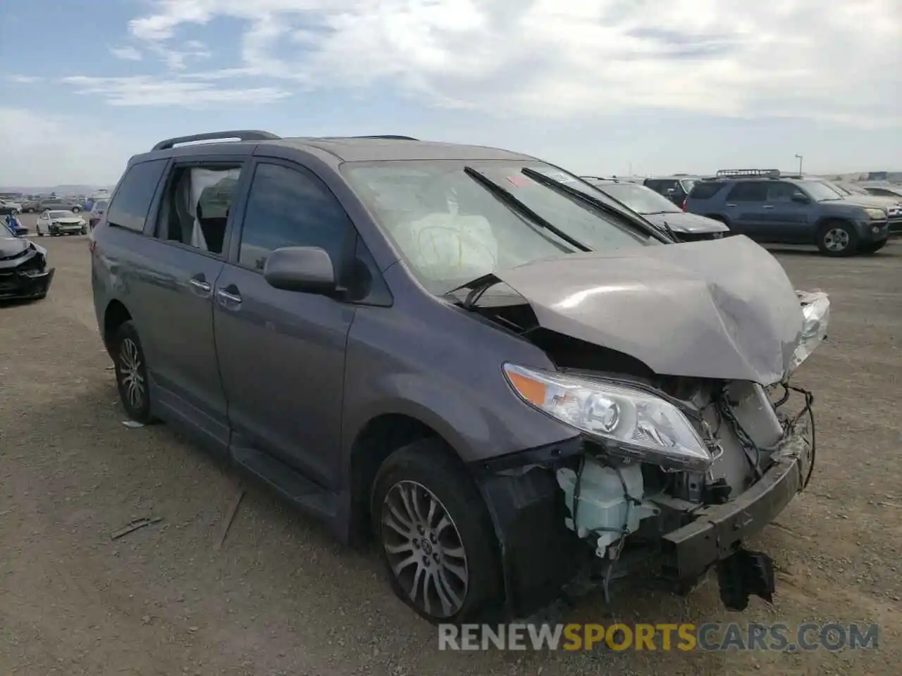 1 Photograph of a damaged car 5TDYZ3DC6LS066830 TOYOTA SIENNA 2020