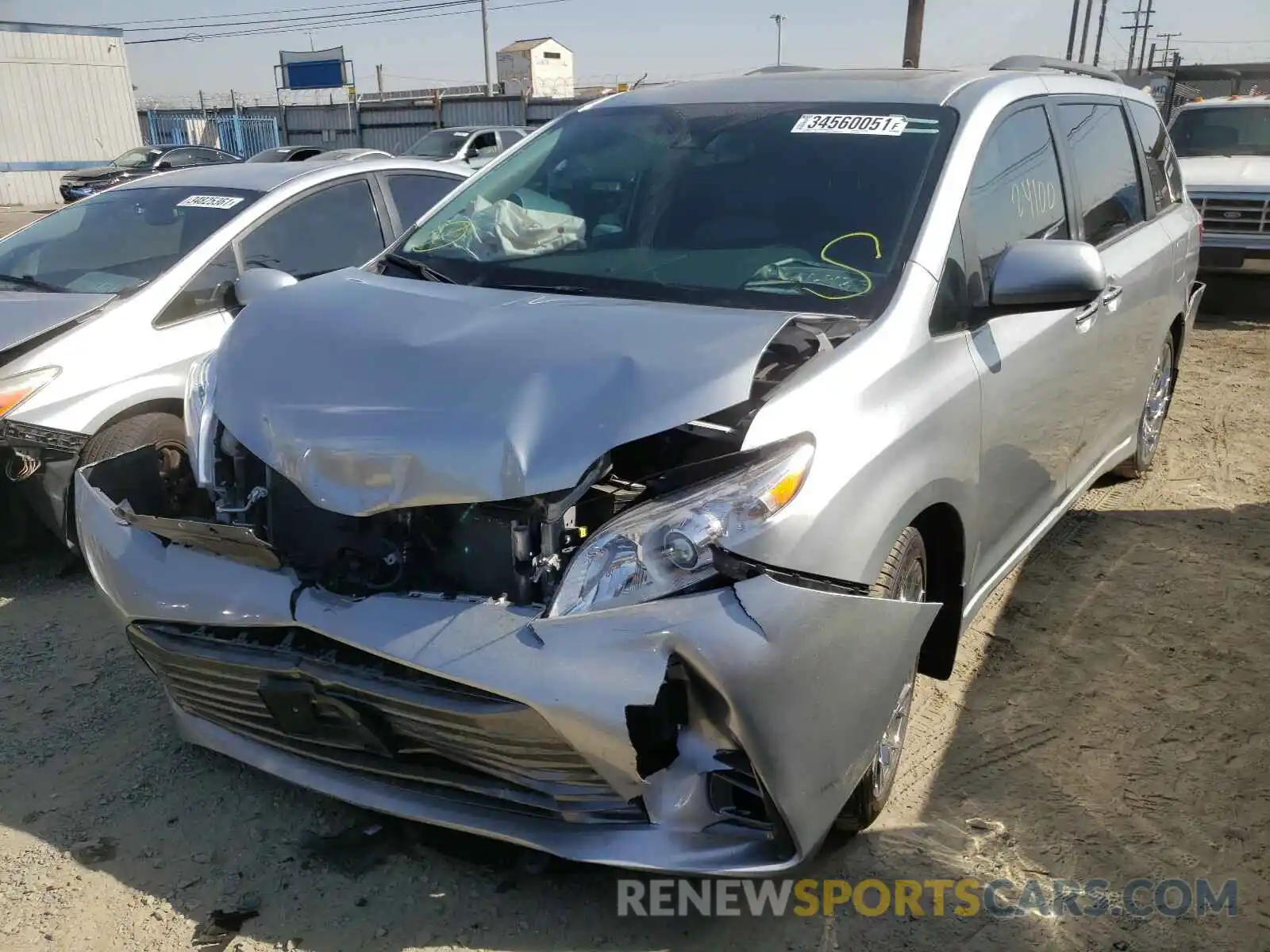 2 Photograph of a damaged car 5TDYZ3DC7LS021458 TOYOTA SIENNA 2020