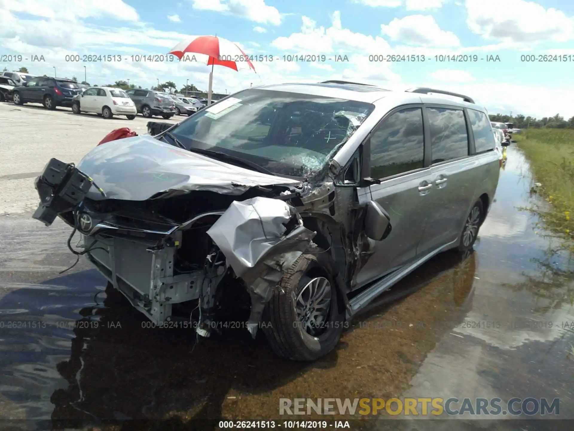 2 Photograph of a damaged car 5TDYZ3DC7LS023100 TOYOTA SIENNA 2020