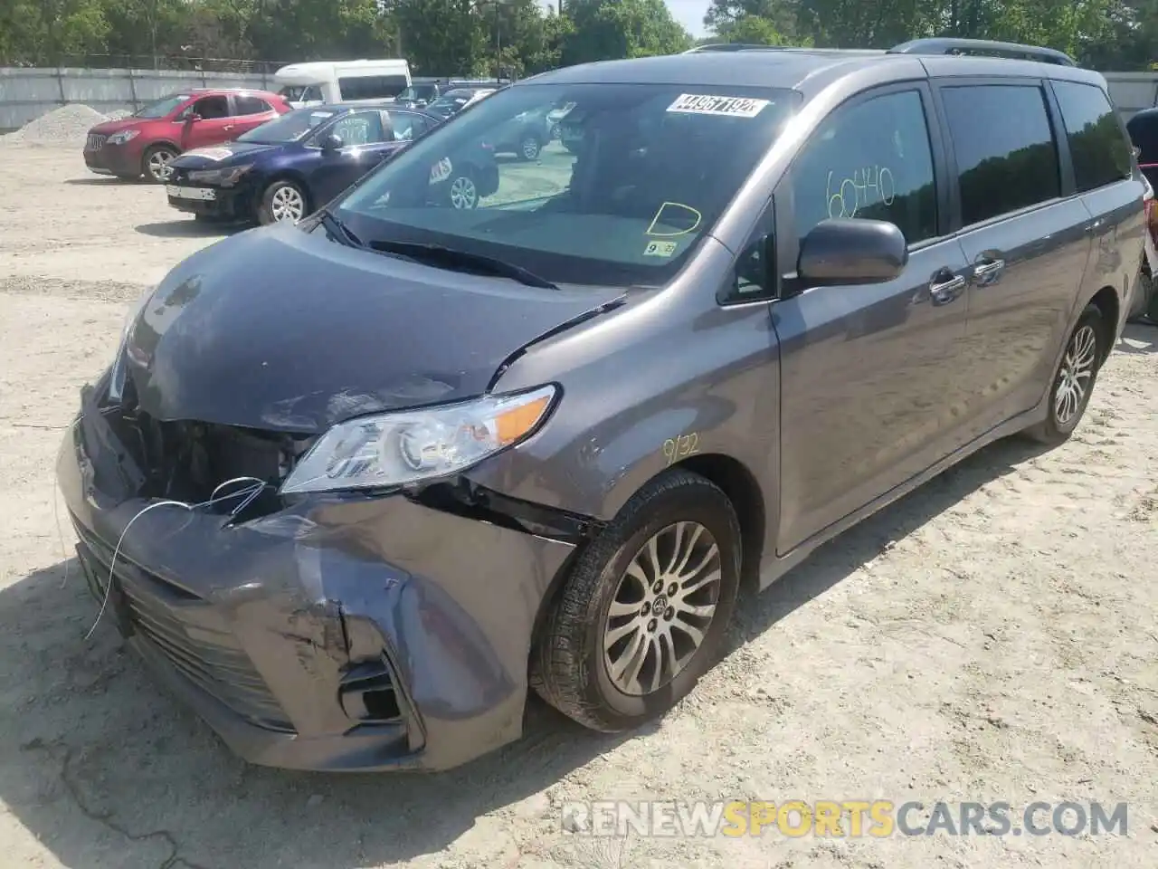 2 Photograph of a damaged car 5TDYZ3DC7LS029351 TOYOTA SIENNA 2020