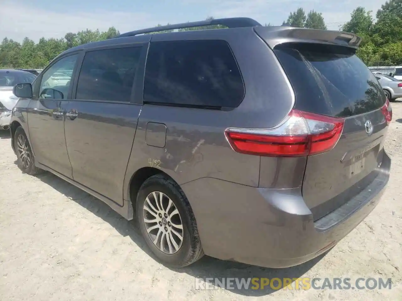 3 Фотография поврежденного автомобиля 5TDYZ3DC7LS029351 TOYOTA SIENNA 2020