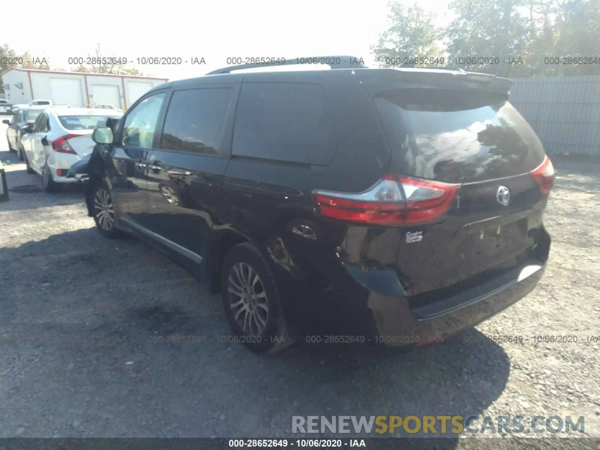 3 Photograph of a damaged car 5TDYZ3DC7LS031956 TOYOTA SIENNA 2020