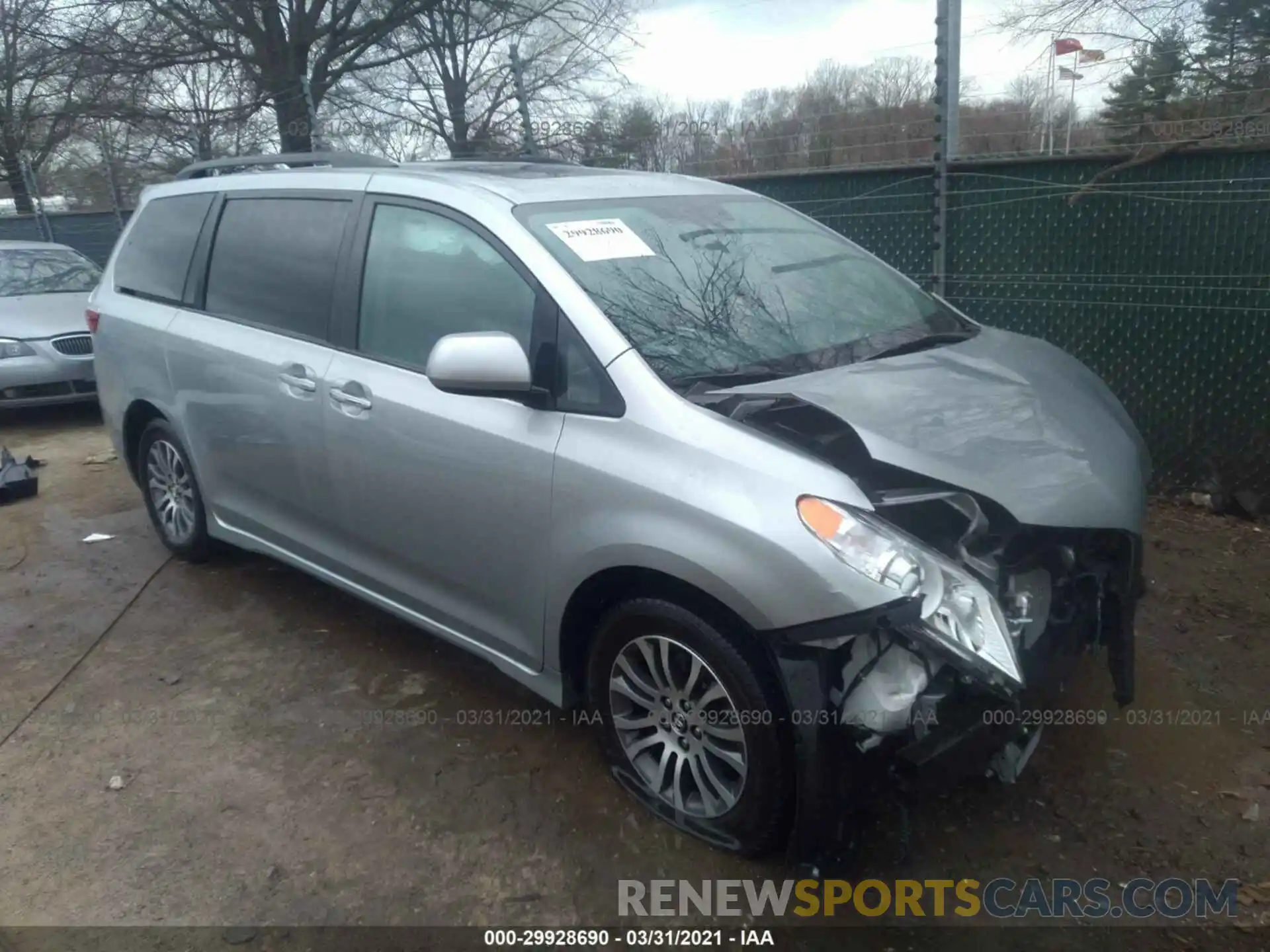 1 Photograph of a damaged car 5TDYZ3DC7LS037255 TOYOTA SIENNA 2020