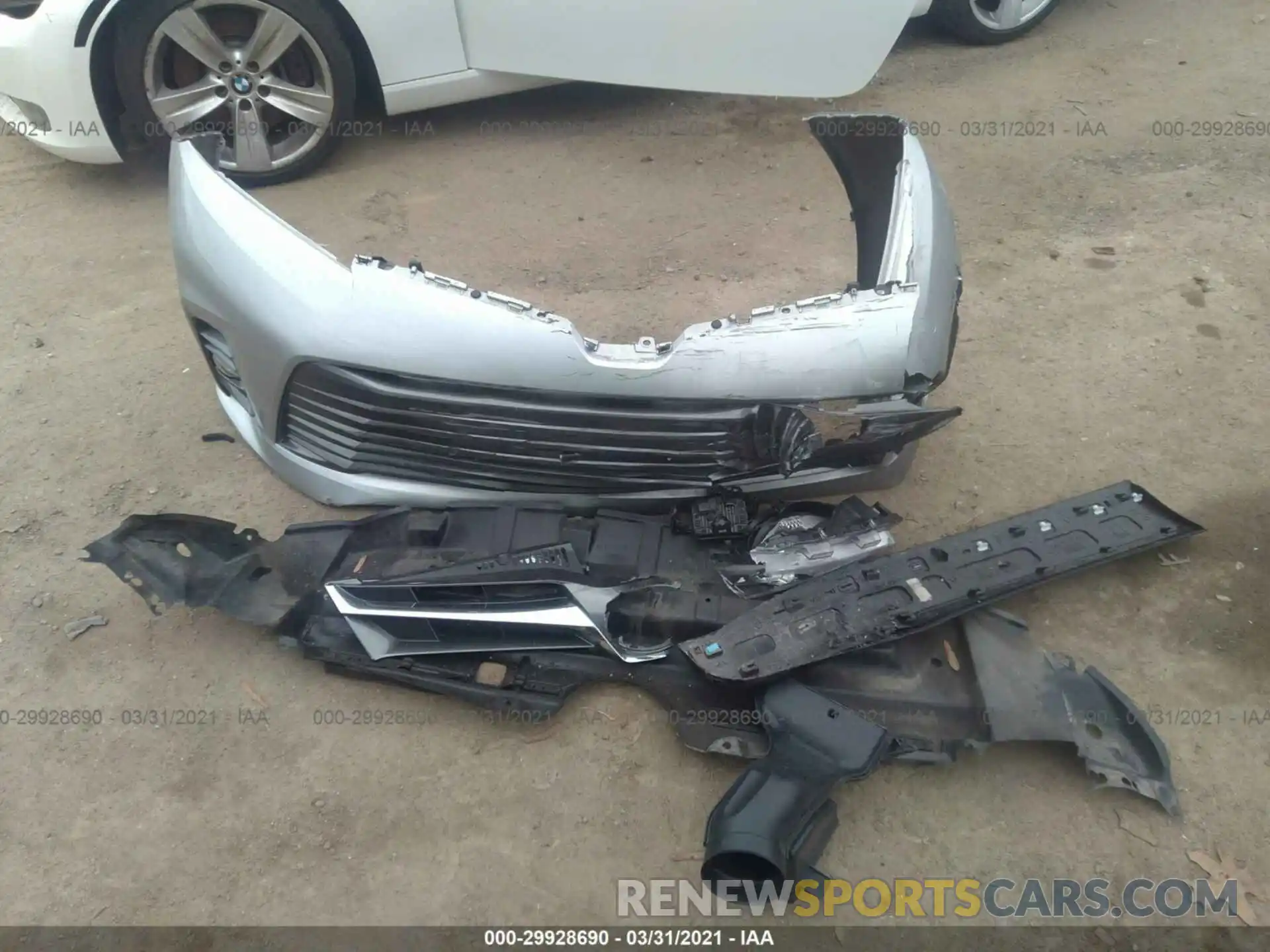 12 Photograph of a damaged car 5TDYZ3DC7LS037255 TOYOTA SIENNA 2020