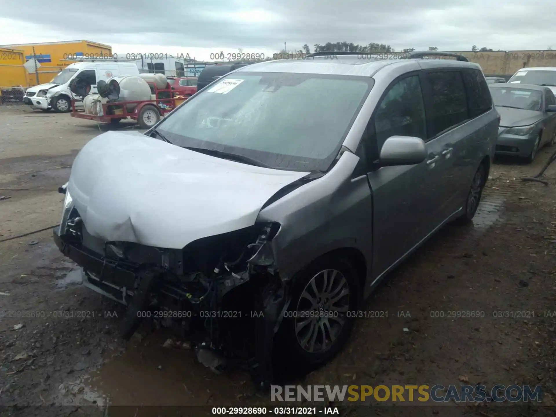 2 Photograph of a damaged car 5TDYZ3DC7LS037255 TOYOTA SIENNA 2020