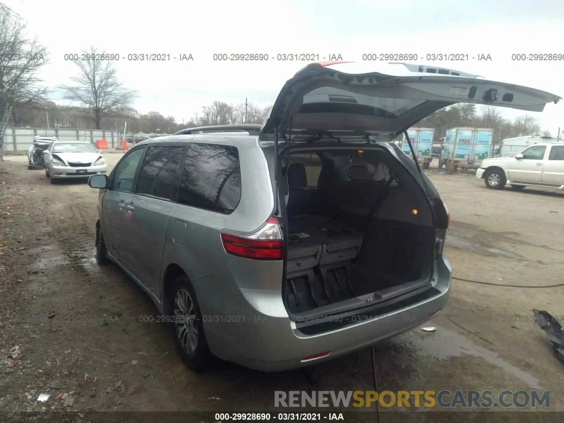 3 Photograph of a damaged car 5TDYZ3DC7LS037255 TOYOTA SIENNA 2020