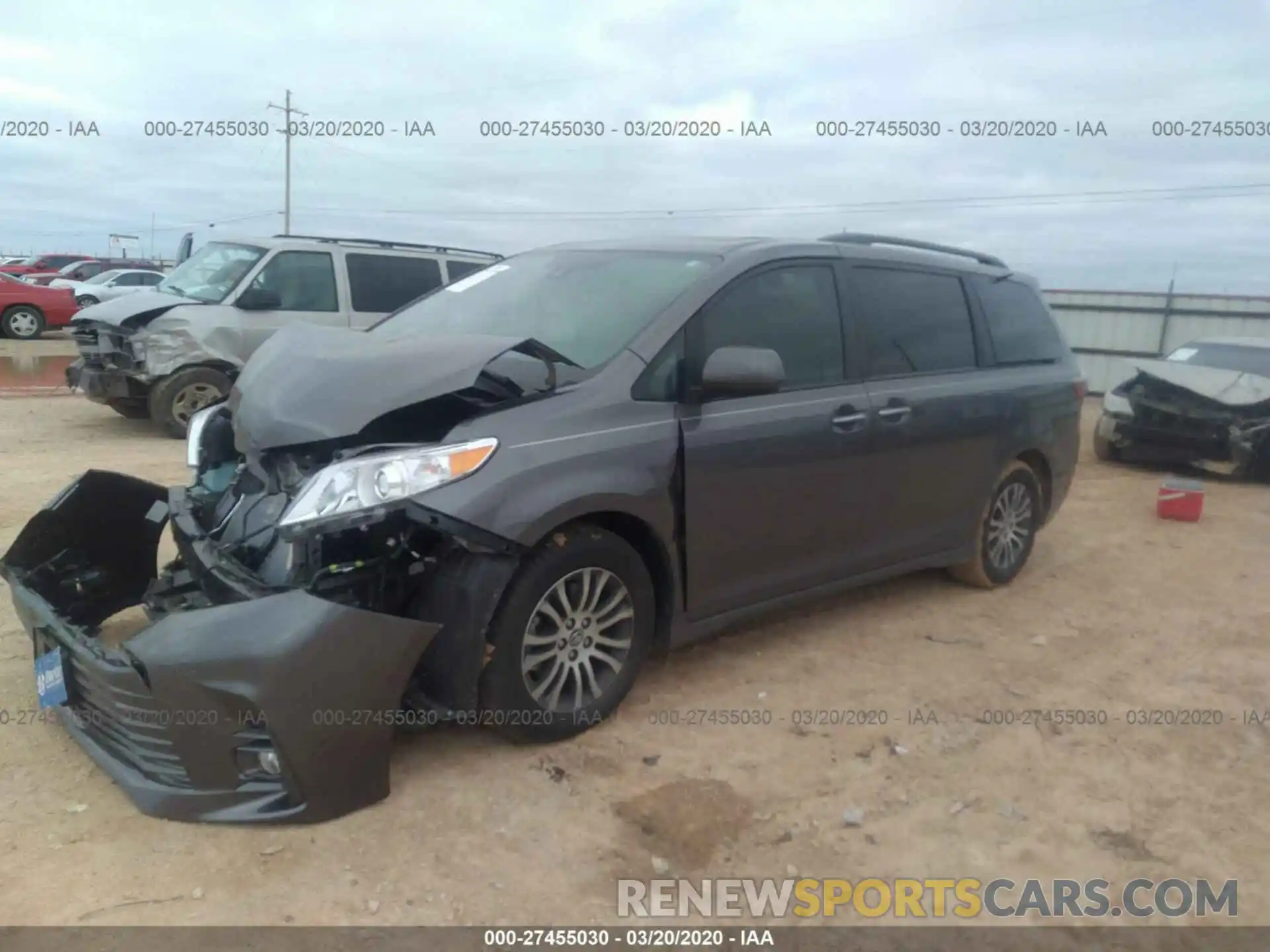 2 Photograph of a damaged car 5TDYZ3DC7LS044271 TOYOTA SIENNA 2020