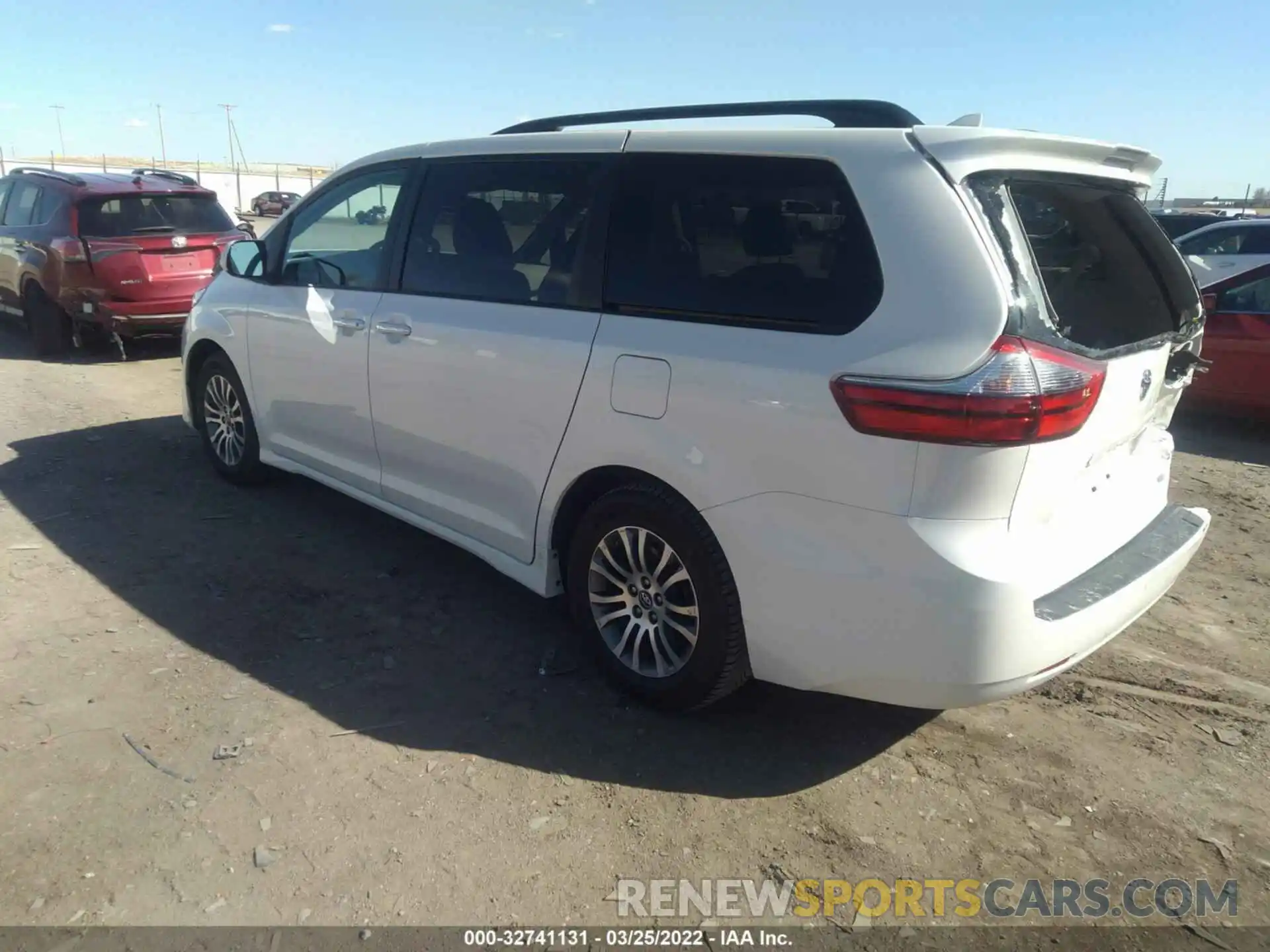 3 Фотография поврежденного автомобиля 5TDYZ3DC7LS054962 TOYOTA SIENNA 2020