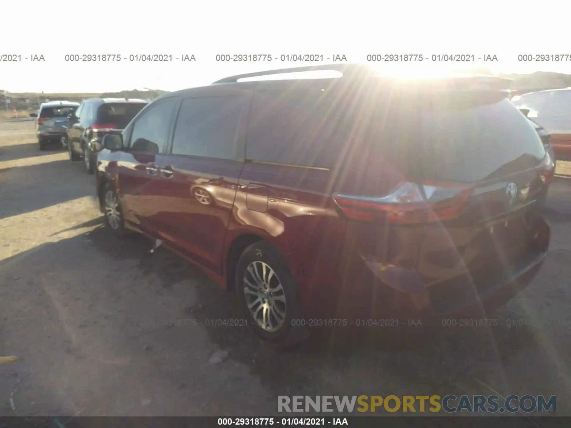 3 Фотография поврежденного автомобиля 5TDYZ3DC7LS055321 TOYOTA SIENNA 2020