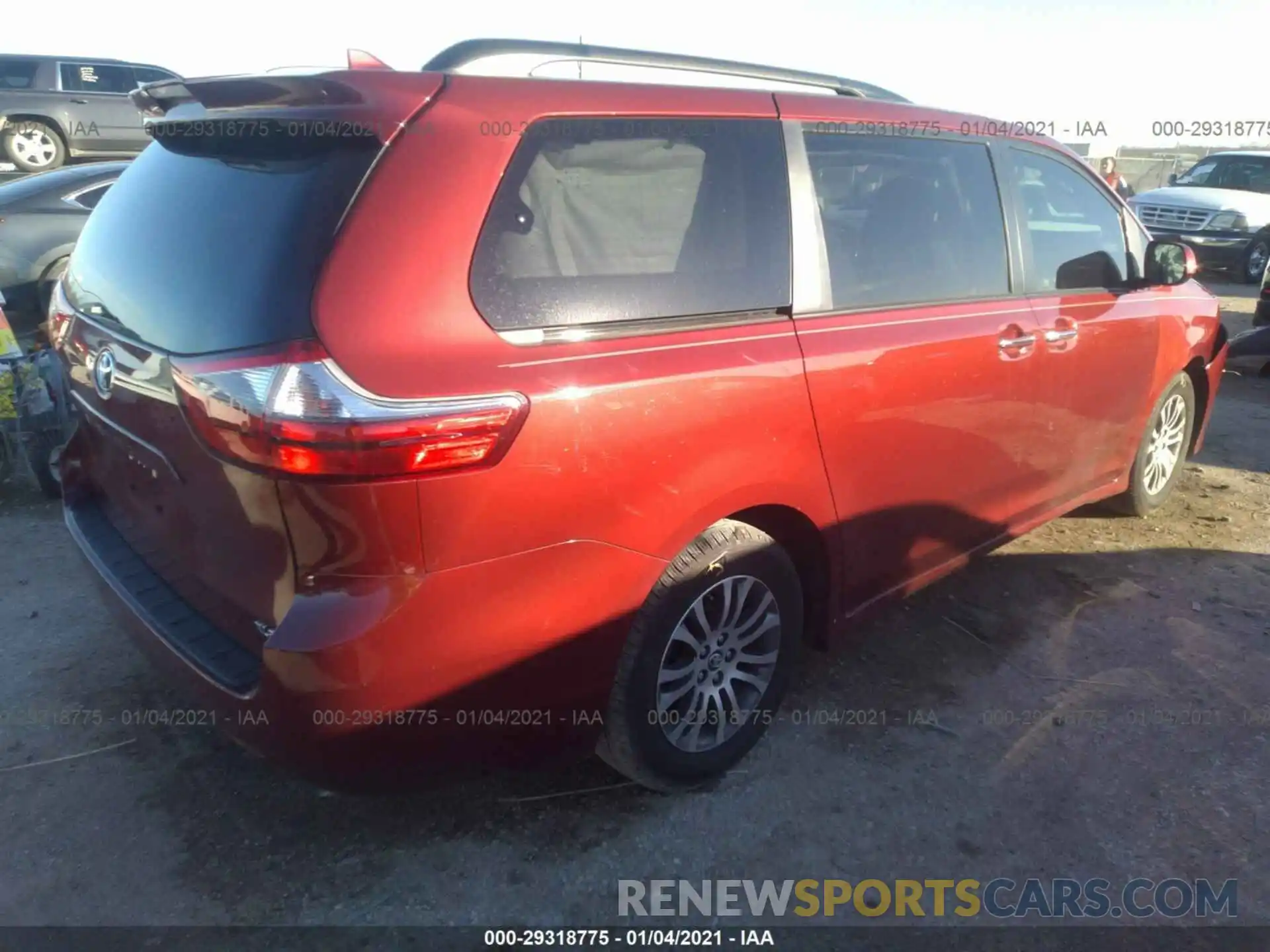 4 Фотография поврежденного автомобиля 5TDYZ3DC7LS055321 TOYOTA SIENNA 2020