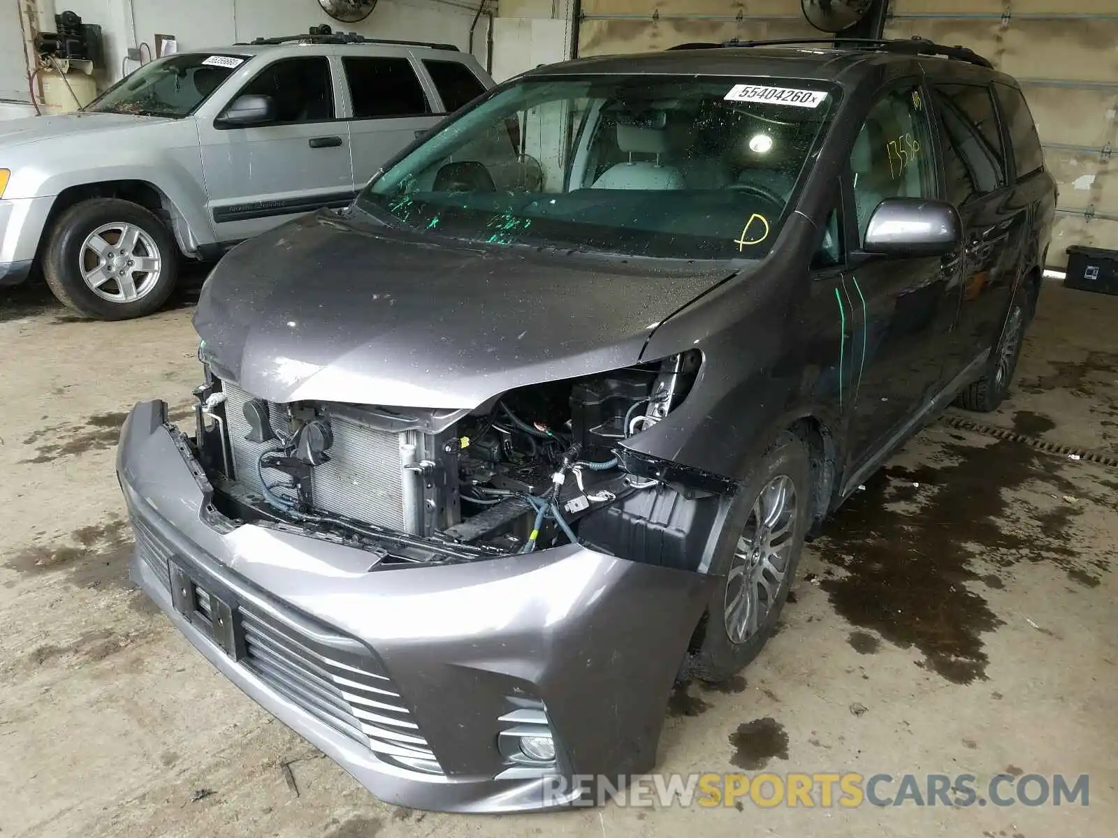 2 Photograph of a damaged car 5TDYZ3DC7LS056369 TOYOTA SIENNA 2020