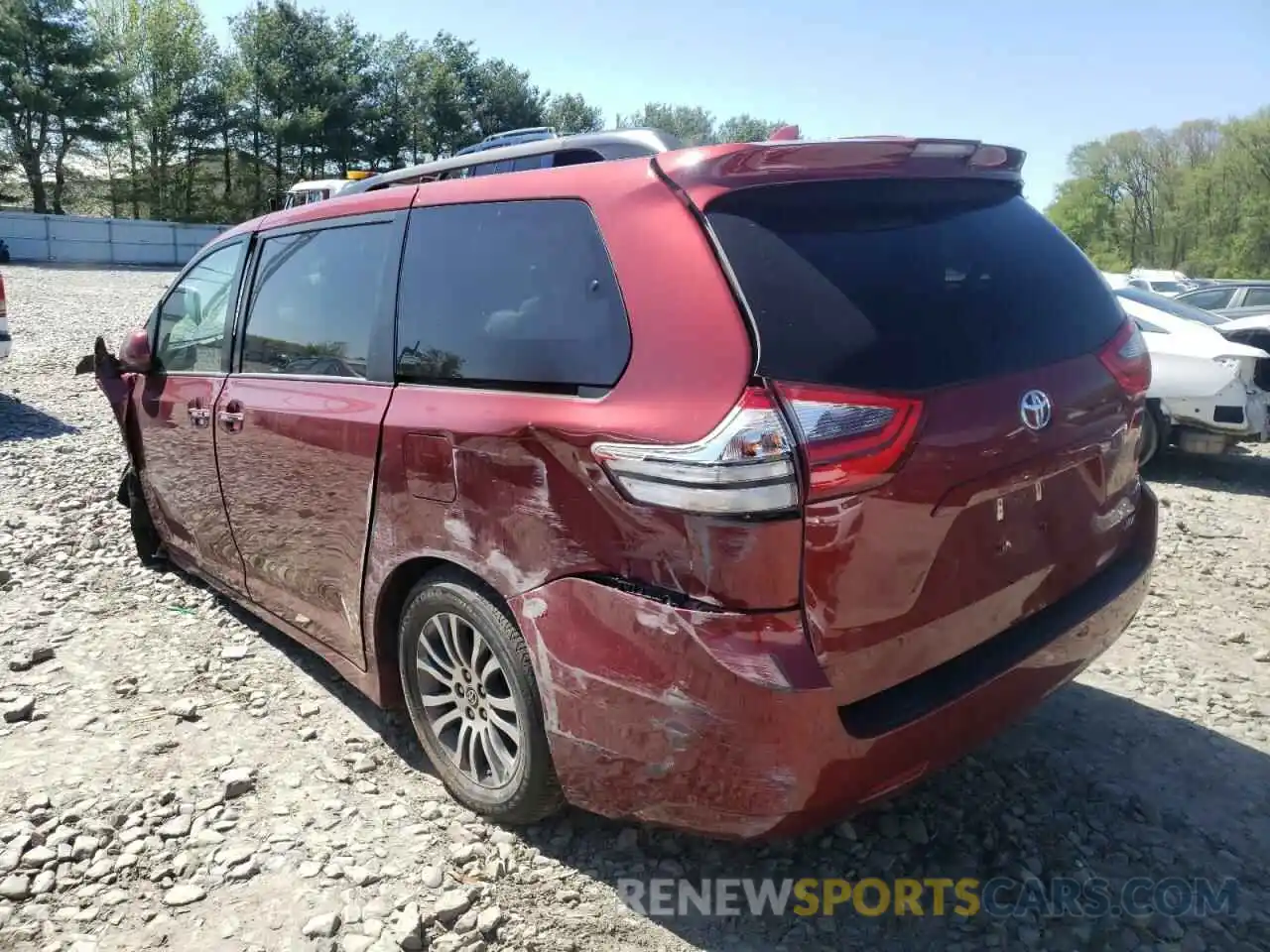 3 Photograph of a damaged car 5TDYZ3DC7LS069932 TOYOTA SIENNA 2020