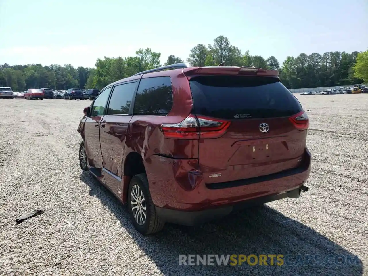 3 Photograph of a damaged car 5TDYZ3DC7LS086410 TOYOTA SIENNA 2020