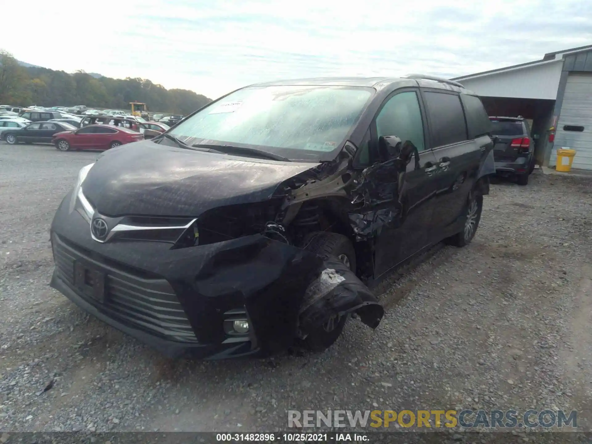 2 Photograph of a damaged car 5TDYZ3DC7LS088058 TOYOTA SIENNA 2020