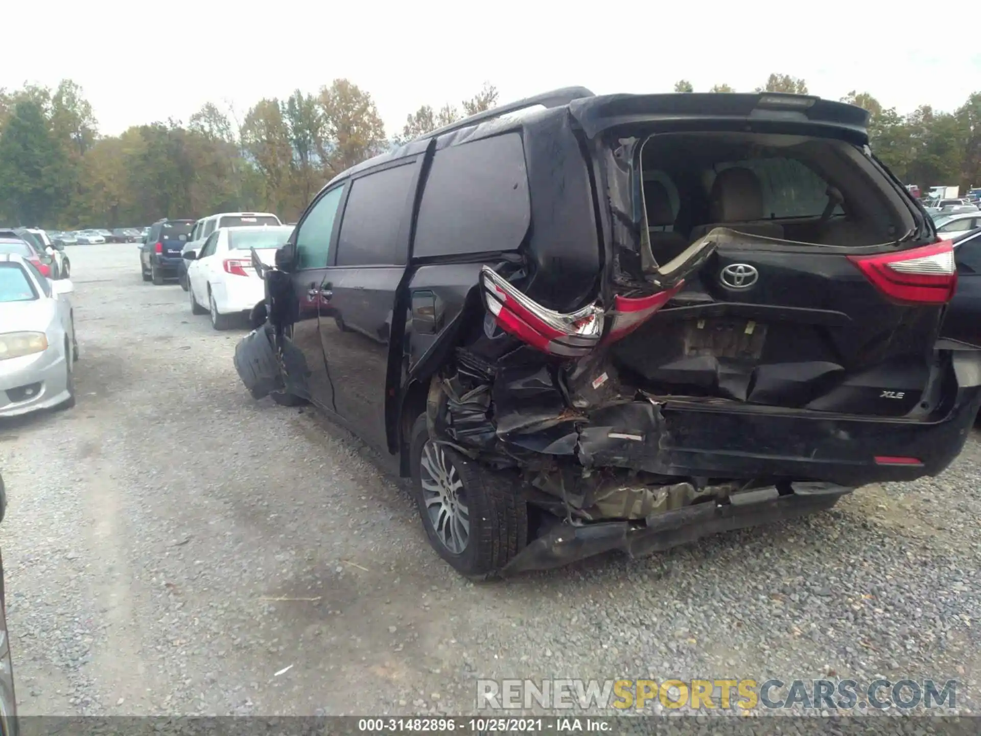 3 Photograph of a damaged car 5TDYZ3DC7LS088058 TOYOTA SIENNA 2020