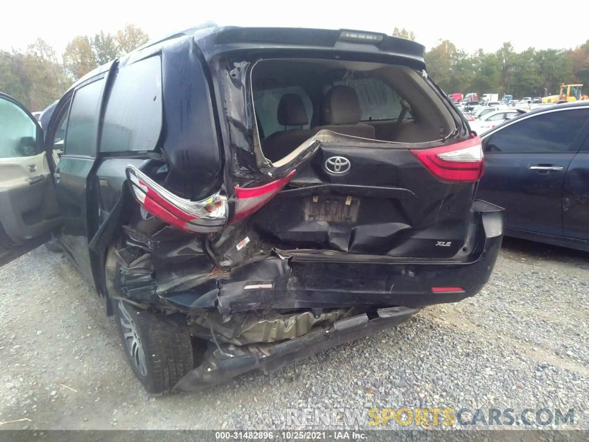 6 Photograph of a damaged car 5TDYZ3DC7LS088058 TOYOTA SIENNA 2020