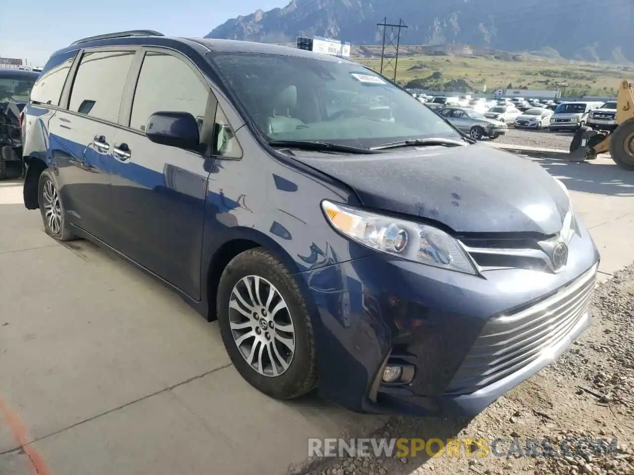 1 Photograph of a damaged car 5TDYZ3DC8LS029729 TOYOTA SIENNA 2020