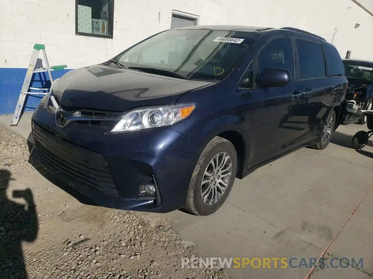 2 Photograph of a damaged car 5TDYZ3DC8LS029729 TOYOTA SIENNA 2020