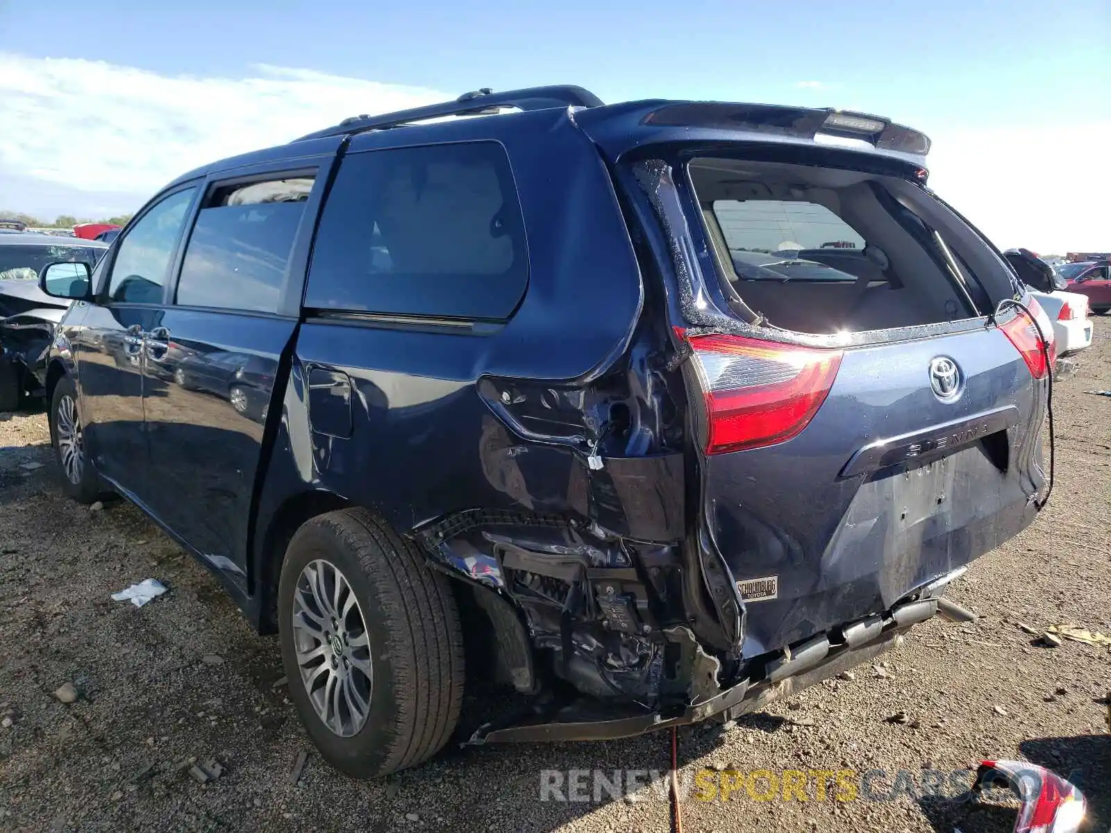 3 Photograph of a damaged car 5TDYZ3DC8LS031772 TOYOTA SIENNA 2020