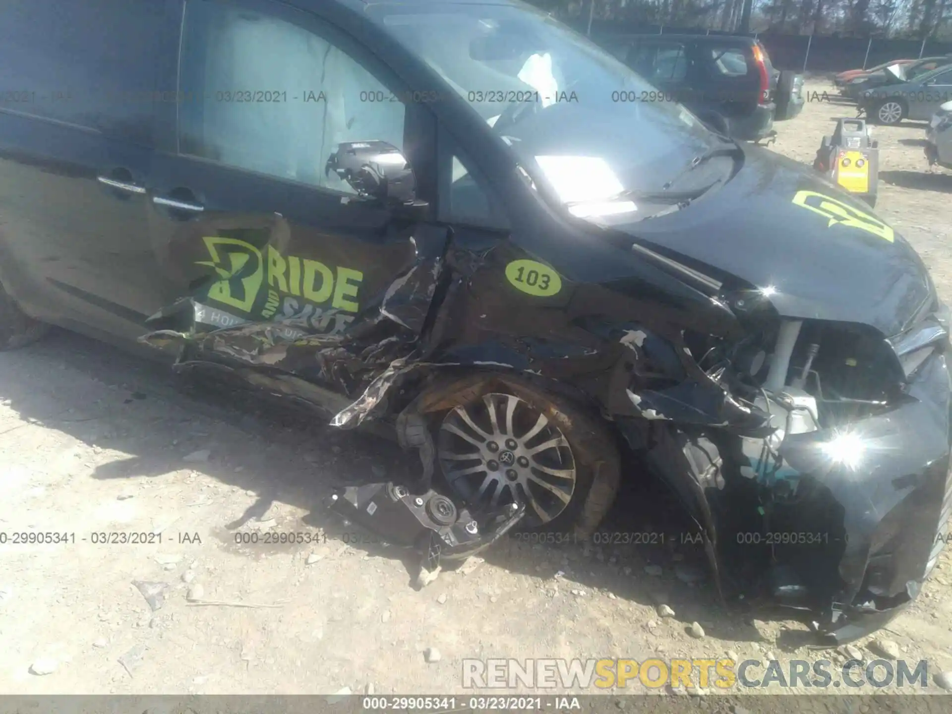 6 Photograph of a damaged car 5TDYZ3DC8LS034834 TOYOTA SIENNA 2020