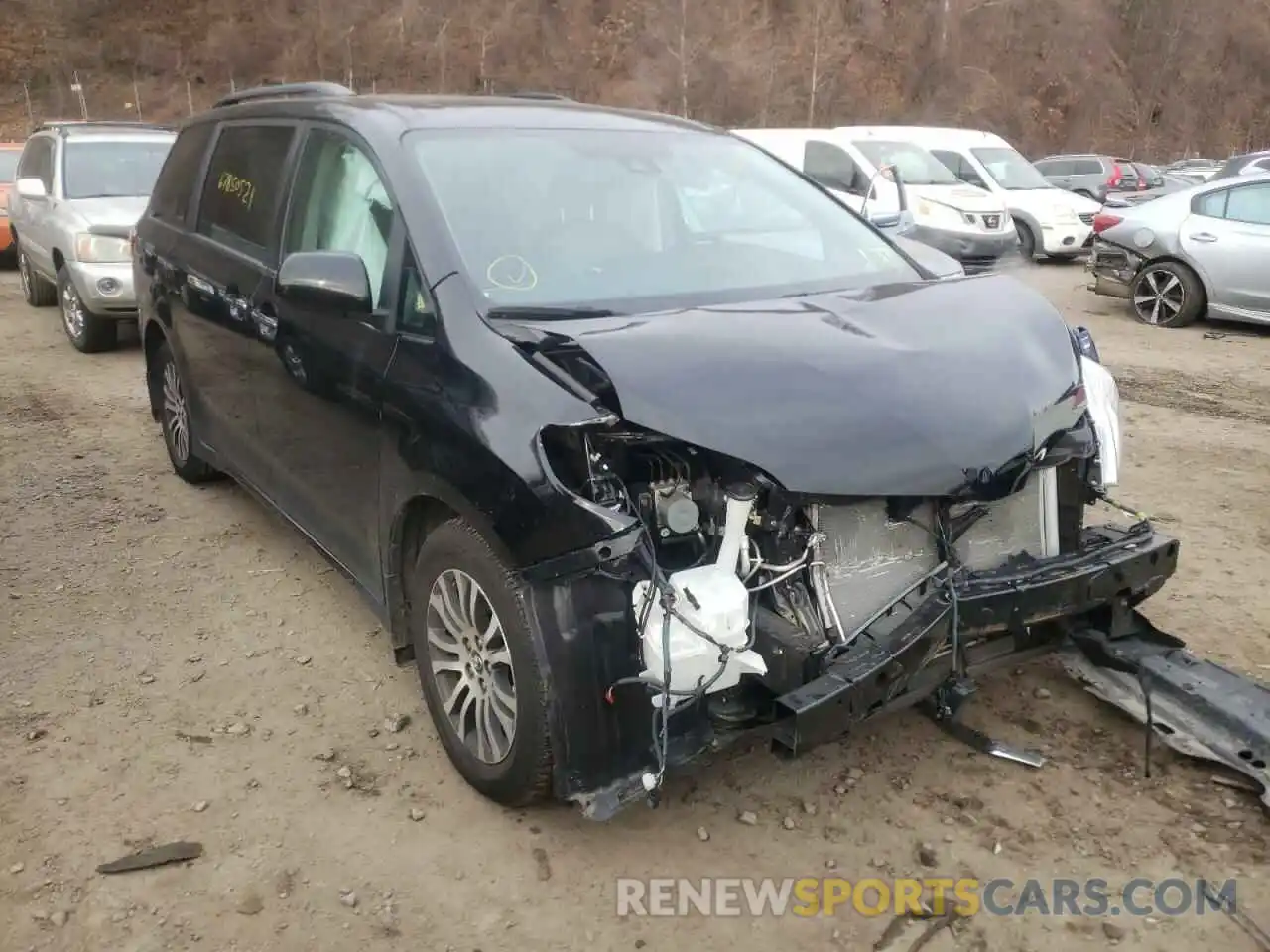 1 Photograph of a damaged car 5TDYZ3DC8LS035191 TOYOTA SIENNA 2020