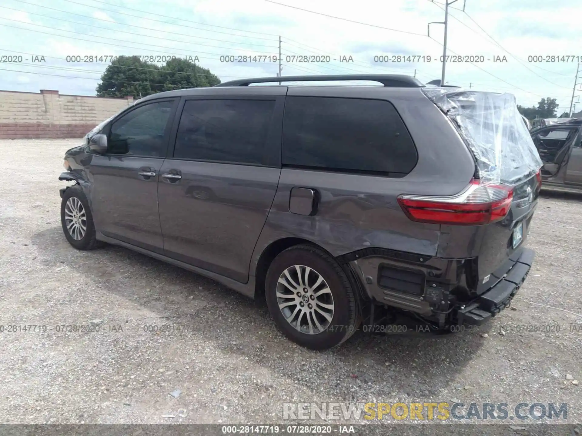 3 Фотография поврежденного автомобиля 5TDYZ3DC8LS049883 TOYOTA SIENNA 2020