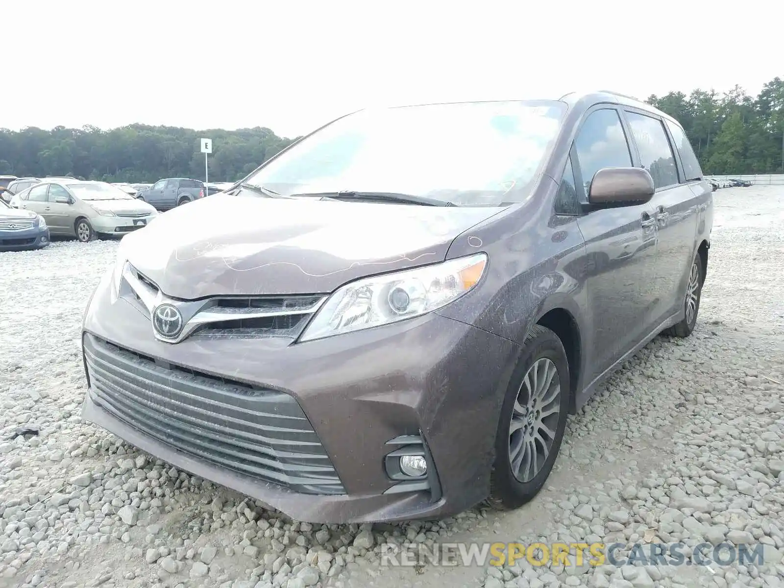 2 Photograph of a damaged car 5TDYZ3DC8LS054341 TOYOTA SIENNA 2020