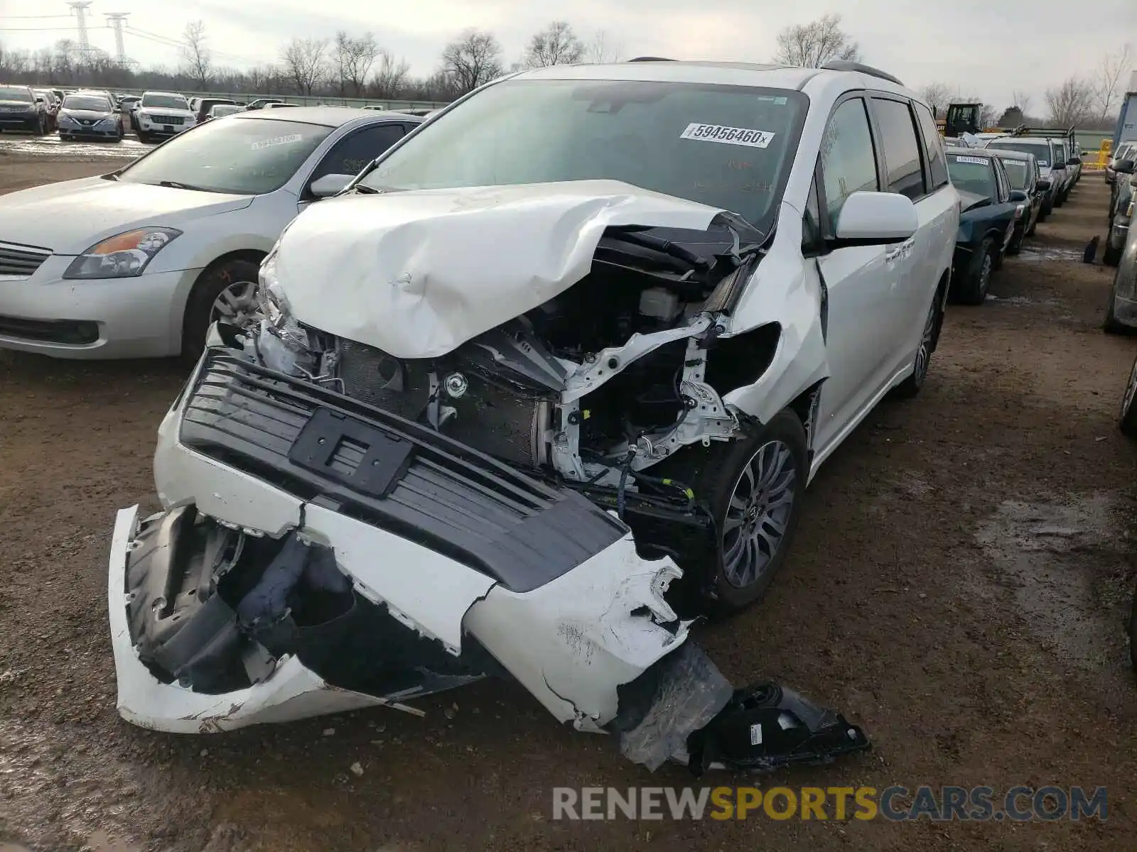 2 Photograph of a damaged car 5TDYZ3DC8LS055084 TOYOTA SIENNA 2020