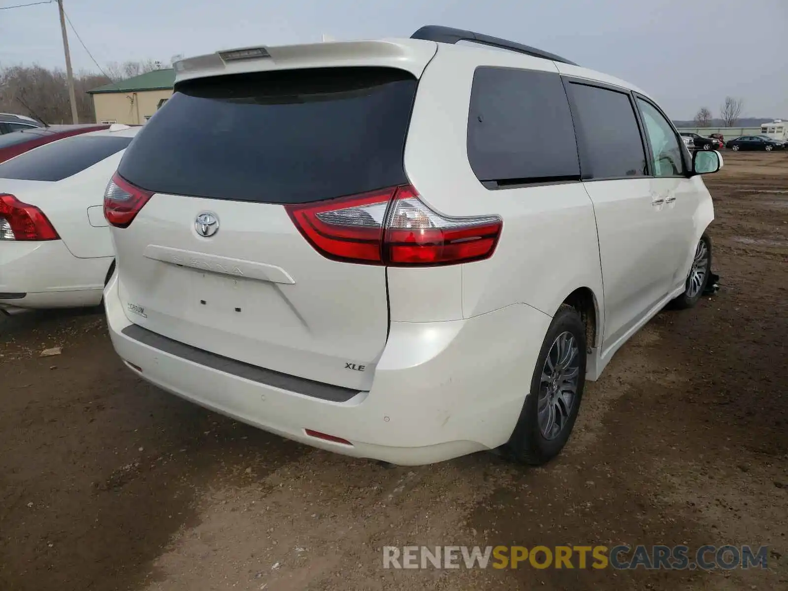 4 Фотография поврежденного автомобиля 5TDYZ3DC8LS055084 TOYOTA SIENNA 2020