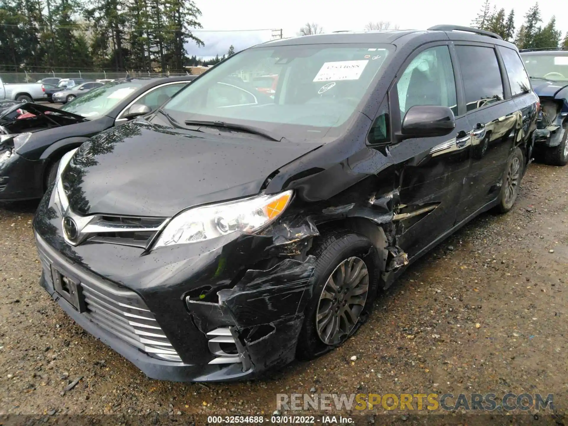 2 Photograph of a damaged car 5TDYZ3DC8LS057658 TOYOTA SIENNA 2020