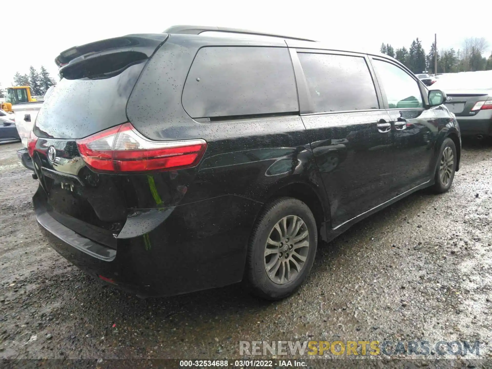 4 Фотография поврежденного автомобиля 5TDYZ3DC8LS057658 TOYOTA SIENNA 2020