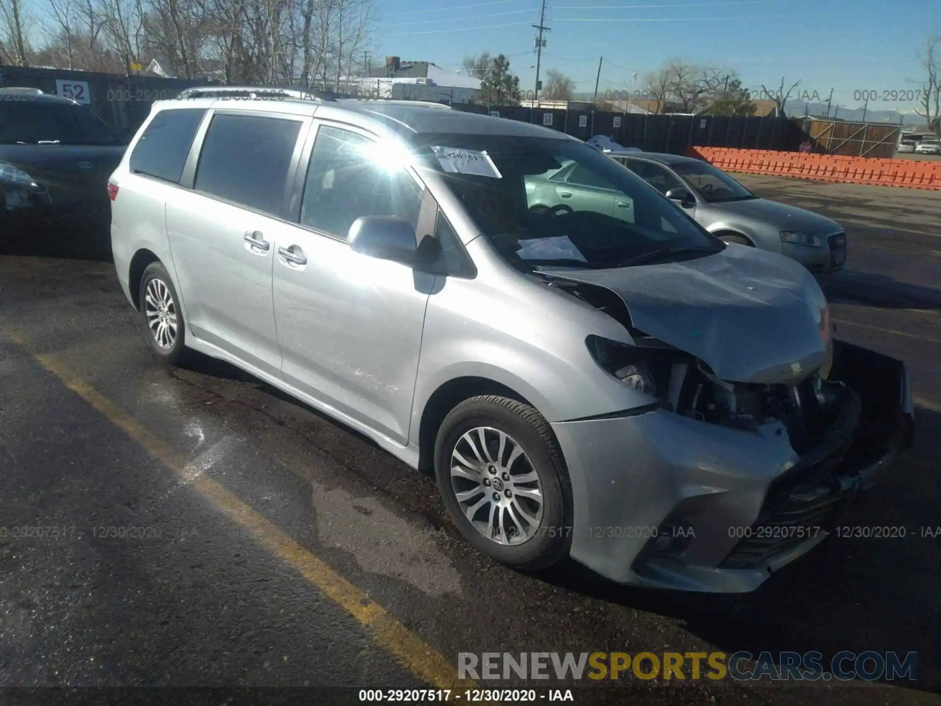 1 Photograph of a damaged car 5TDYZ3DC8LS067560 TOYOTA SIENNA 2020