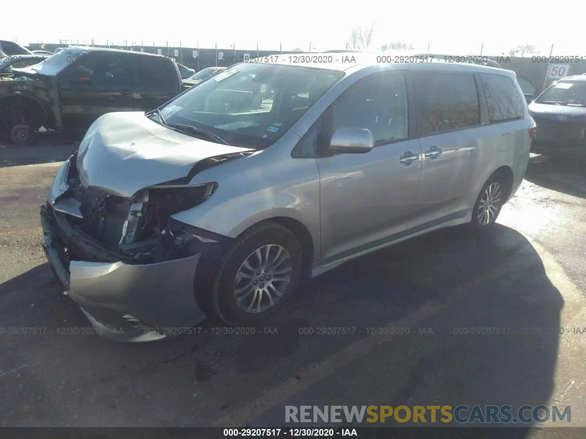 2 Photograph of a damaged car 5TDYZ3DC8LS067560 TOYOTA SIENNA 2020