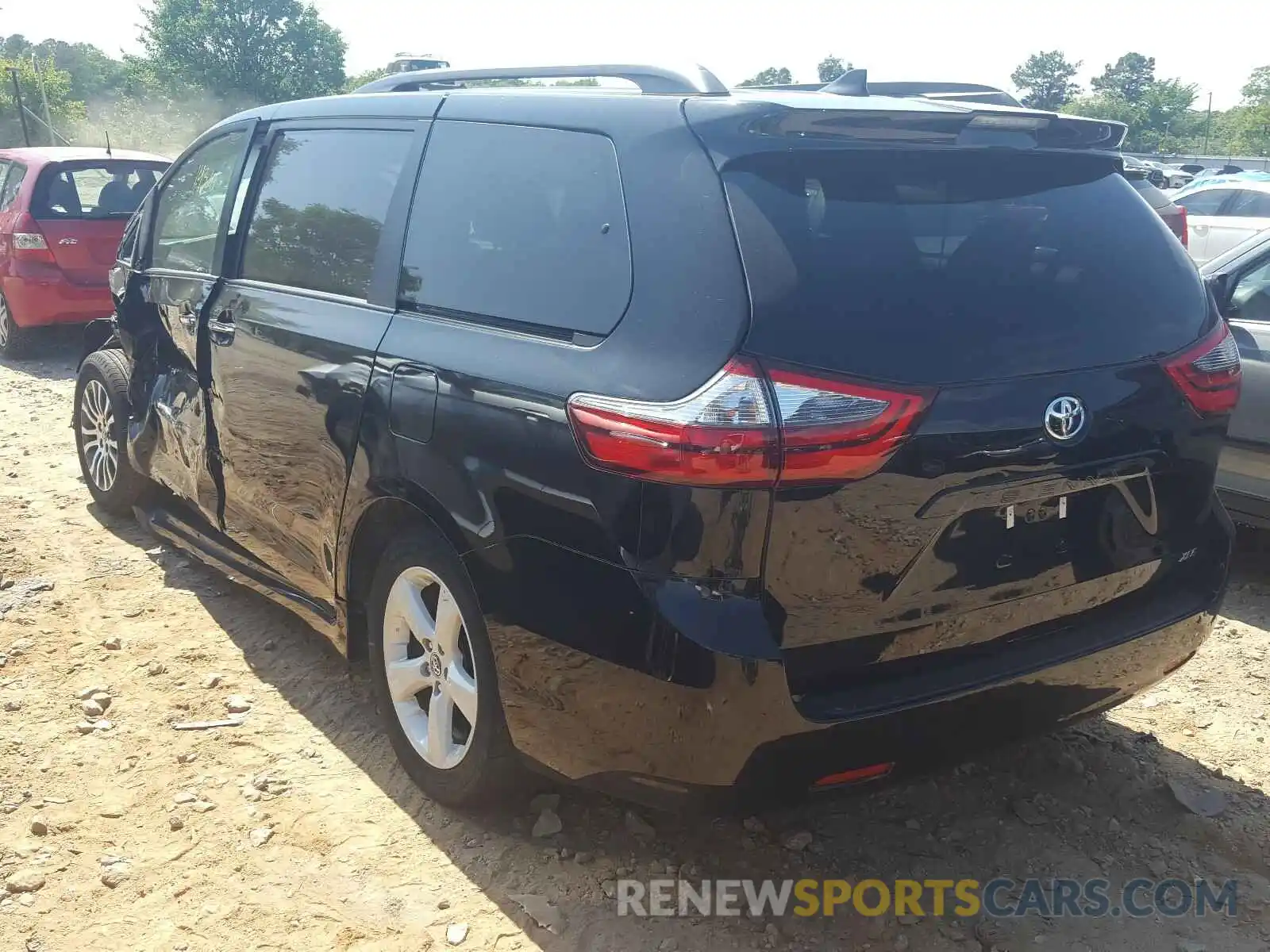 3 Photograph of a damaged car 5TDYZ3DC9LS024569 TOYOTA SIENNA 2020