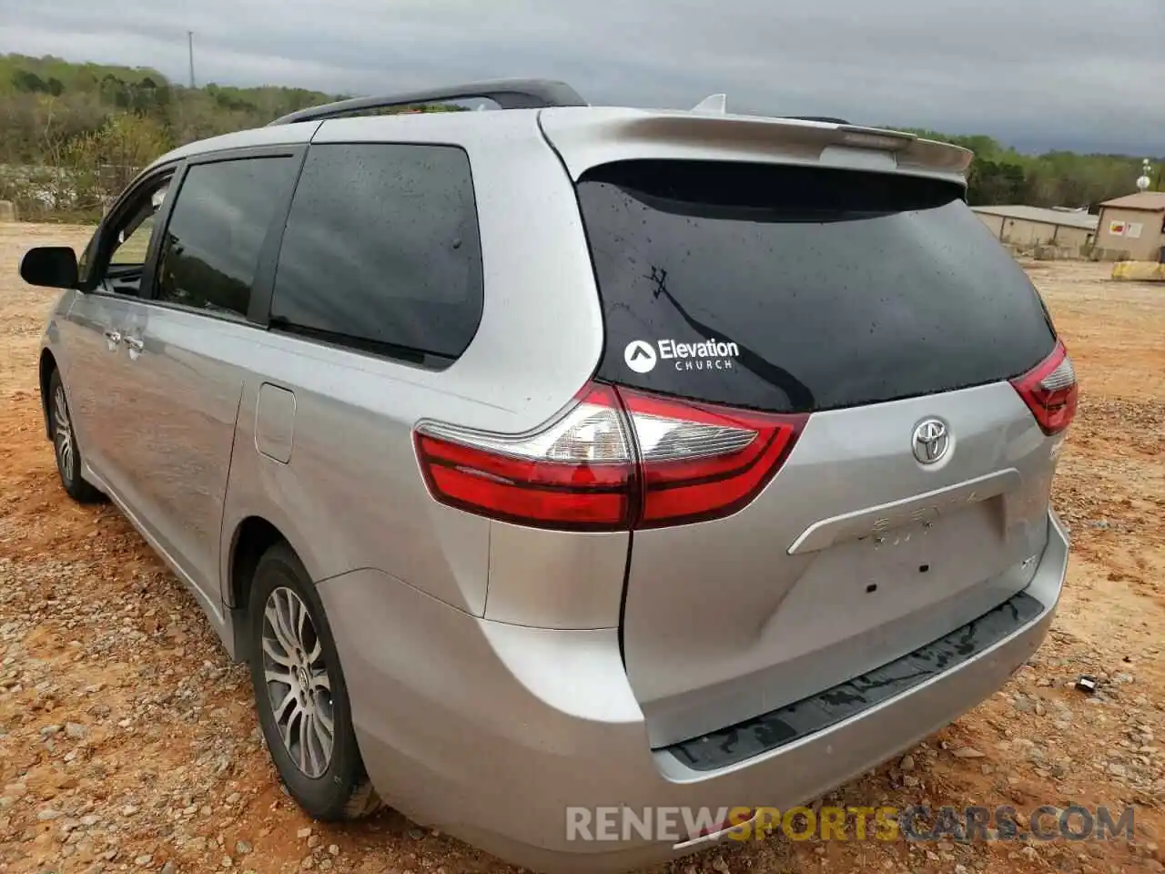 3 Photograph of a damaged car 5TDYZ3DC9LS051660 TOYOTA SIENNA 2020